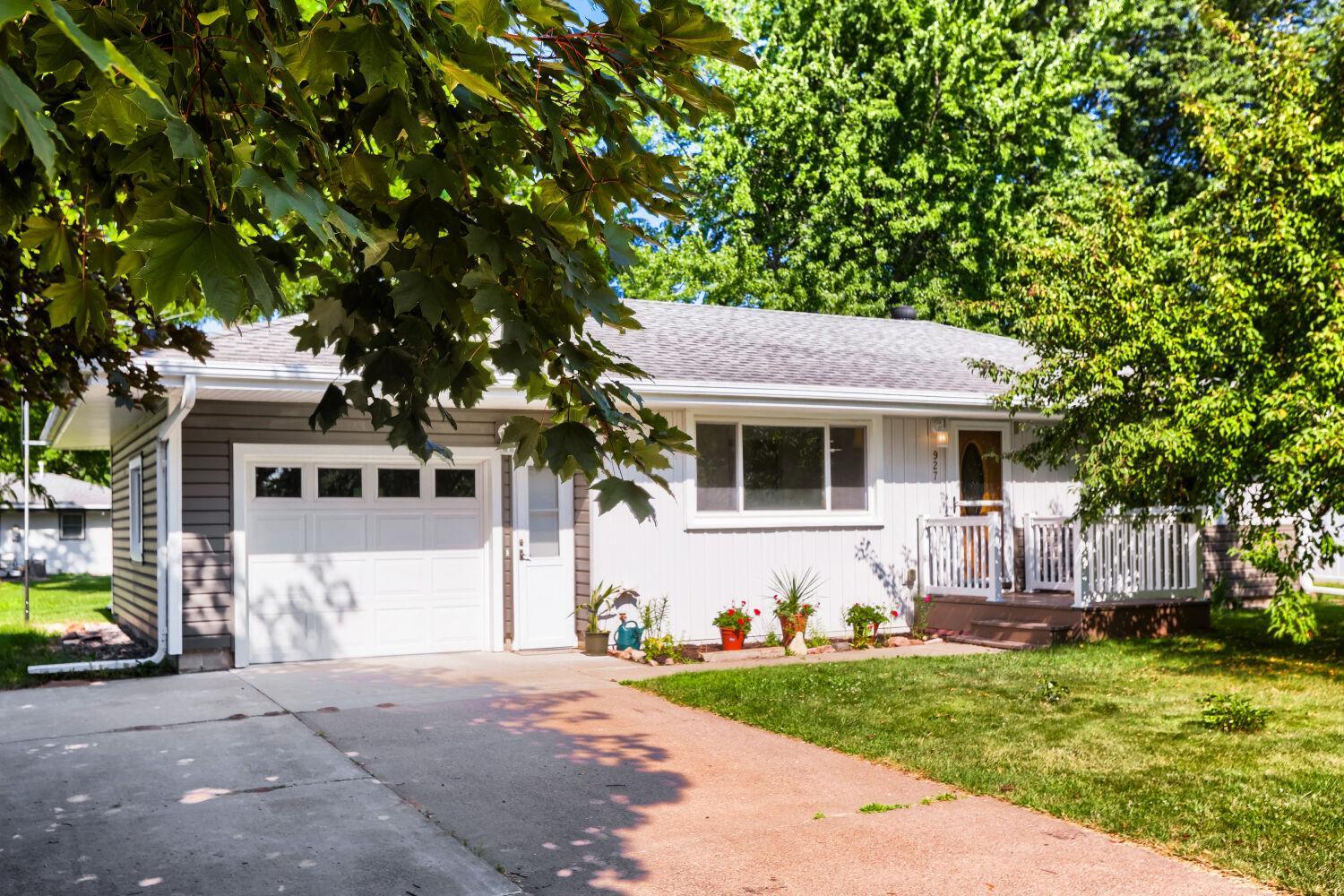 View of Residential at 927 Birch Street, Cambridge MN 55008, Cambridge - Mike Wilen | Minnesota Team Real Estate