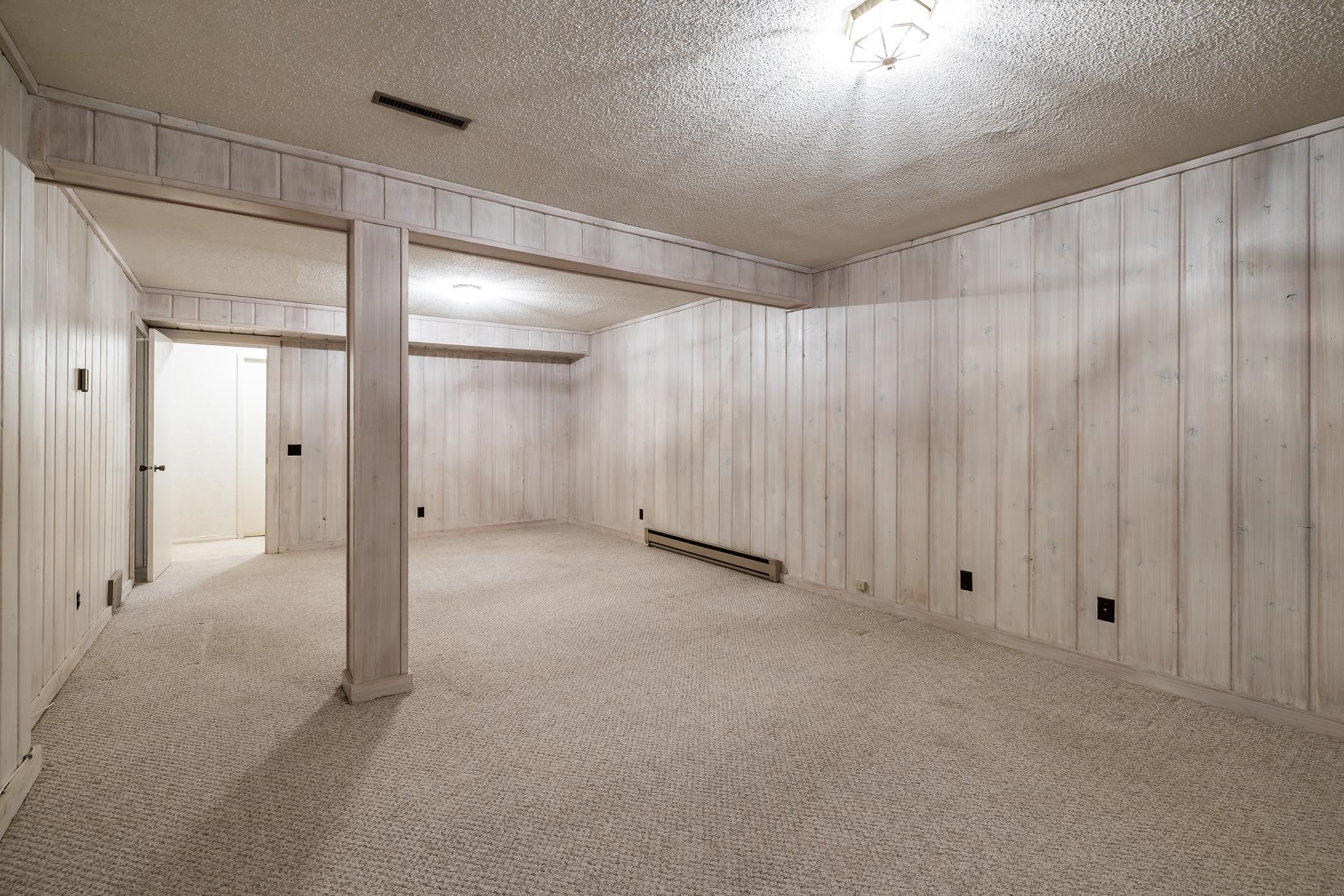 View of Residential at 6124 Blake Ridge Road, Edina MN 55436, Edina (22 of 36) - Mike Wilen | Minnesota Team Real Estate