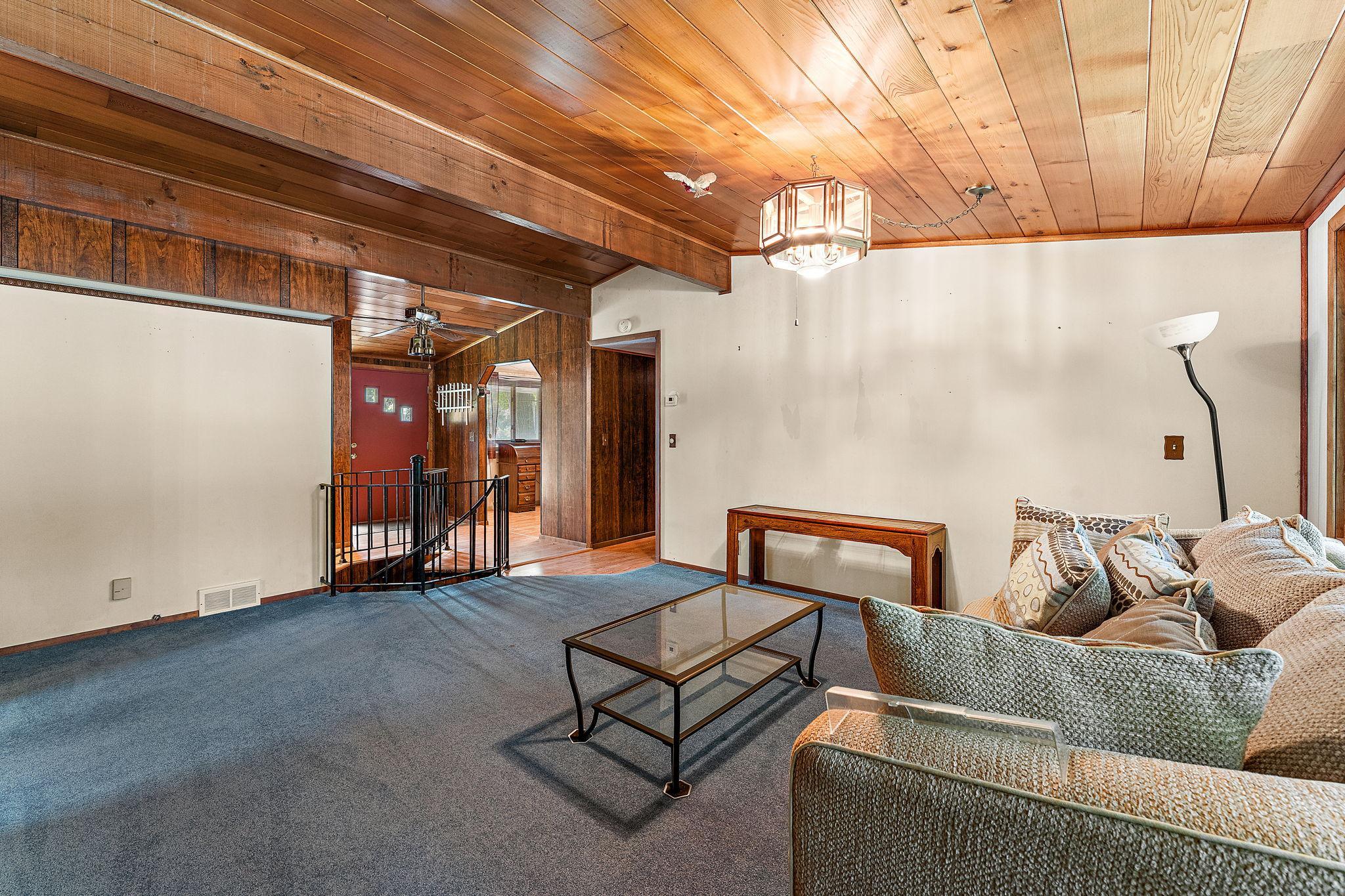 View of Residential at 4125 Thrushwood Lane, Minnetonka MN 55345, Minnetonka (13 of 43) - Mike Wilen | Minnesota Team Real Estate