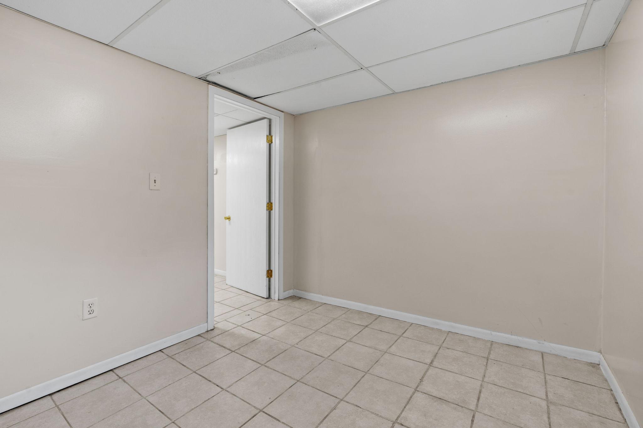 View of Residential at 1153 Idaho Avenue, Saint Paul MN 55108, Saint Paul (36 of 58) - Mike Wilen | Minnesota Team Real Estate
