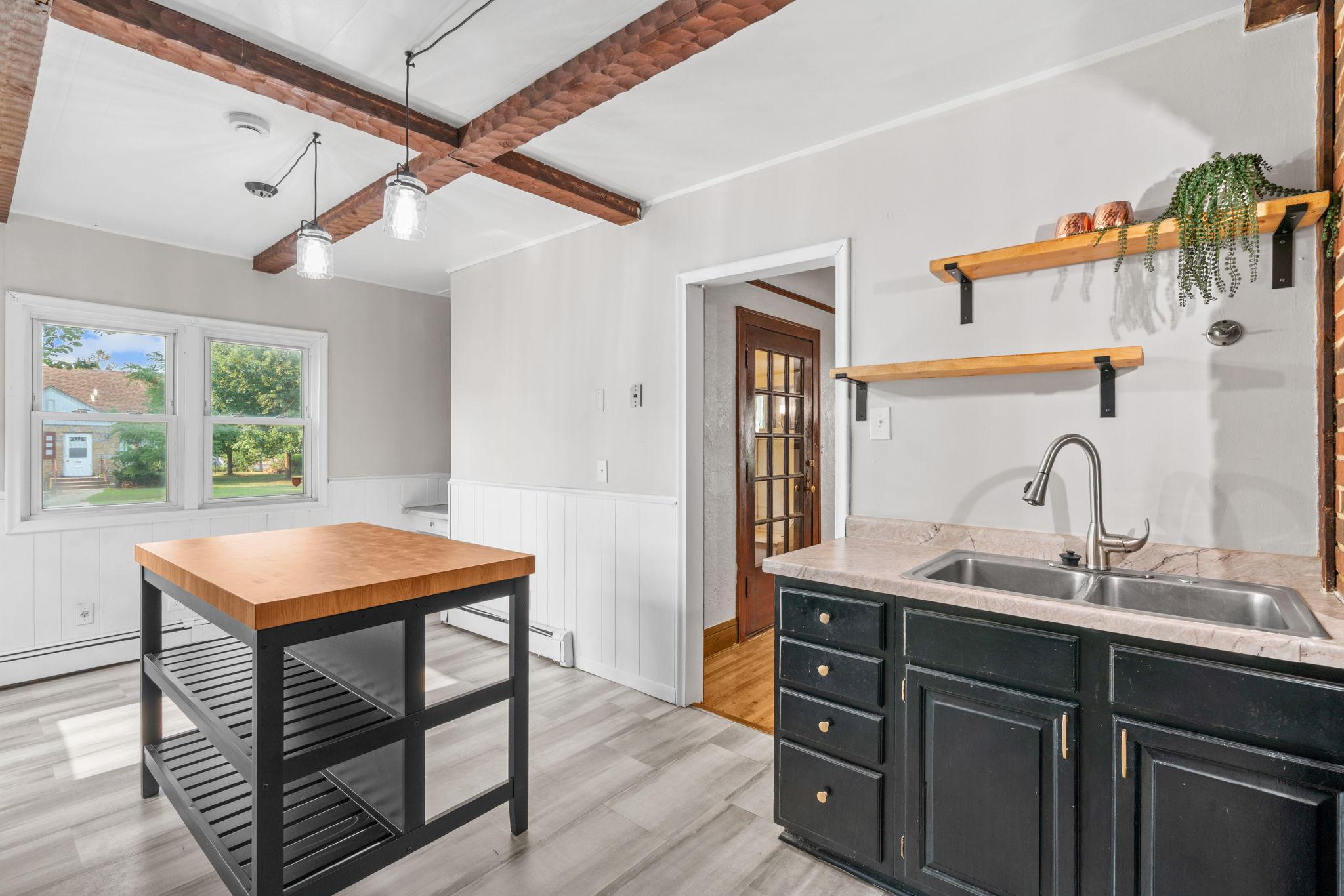 View of Residential at 1153 Idaho Avenue, Saint Paul MN 55108, Saint Paul (13 of 58) - Mike Wilen | Minnesota Team Real Estate