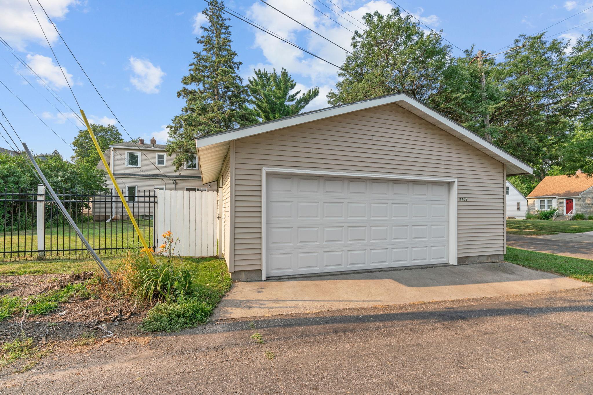 View of Residential at 1153 Idaho Avenue, Saint Paul MN 55108, Saint Paul (40 of 58) - Mike Wilen | Minnesota Team Real Estate
