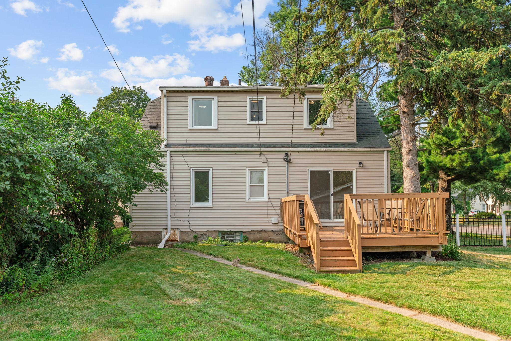 View of Residential at 1153 Idaho Avenue, Saint Paul MN 55108, Saint Paul (47 of 58) - Mike Wilen | Minnesota Team Real Estate