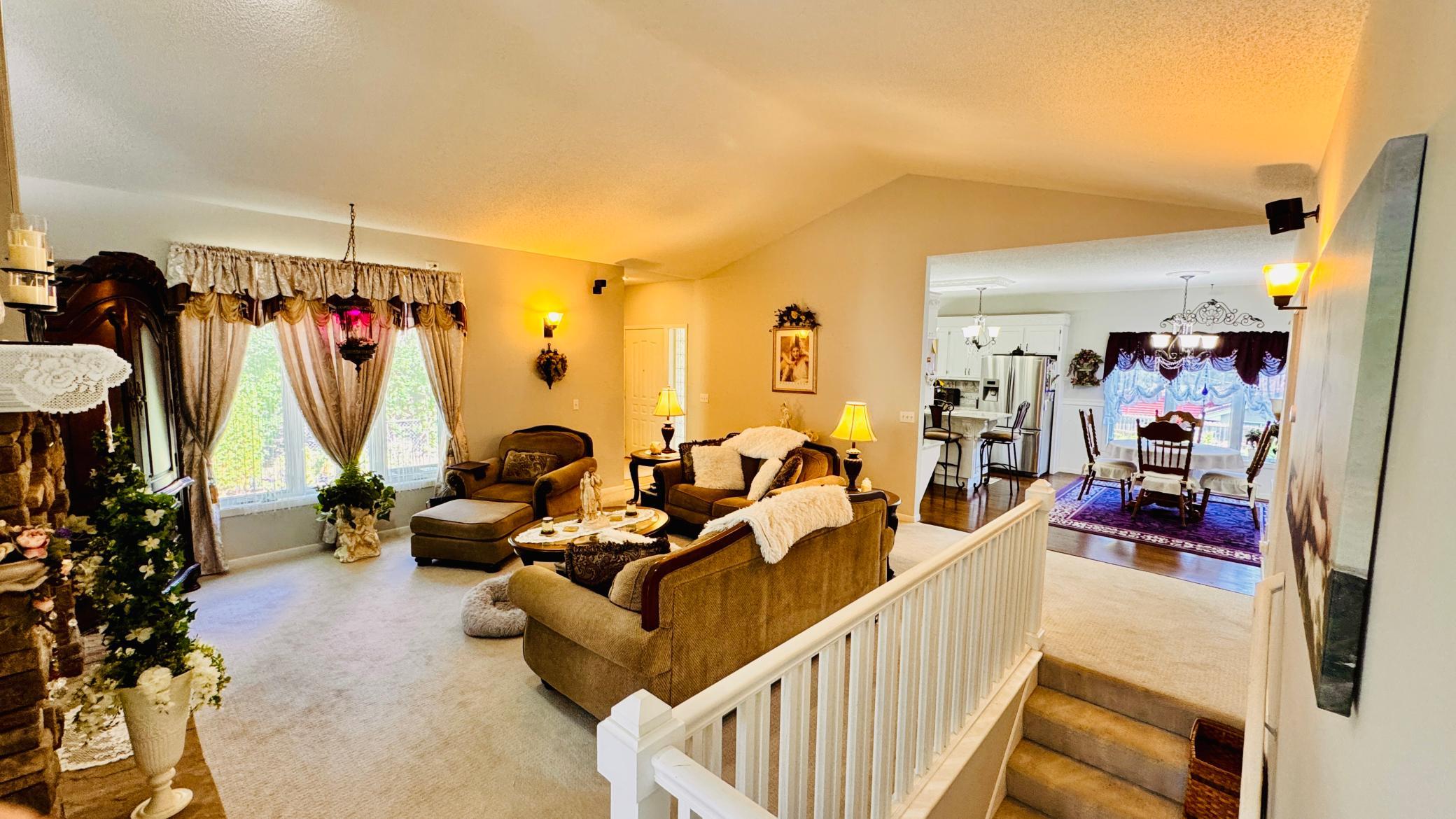 View of Residential at 9516 12th Avenue, Bloomington MN 55425, Bloomington (6 of 19) - Mike Wilen | Minnesota Team Real Estate