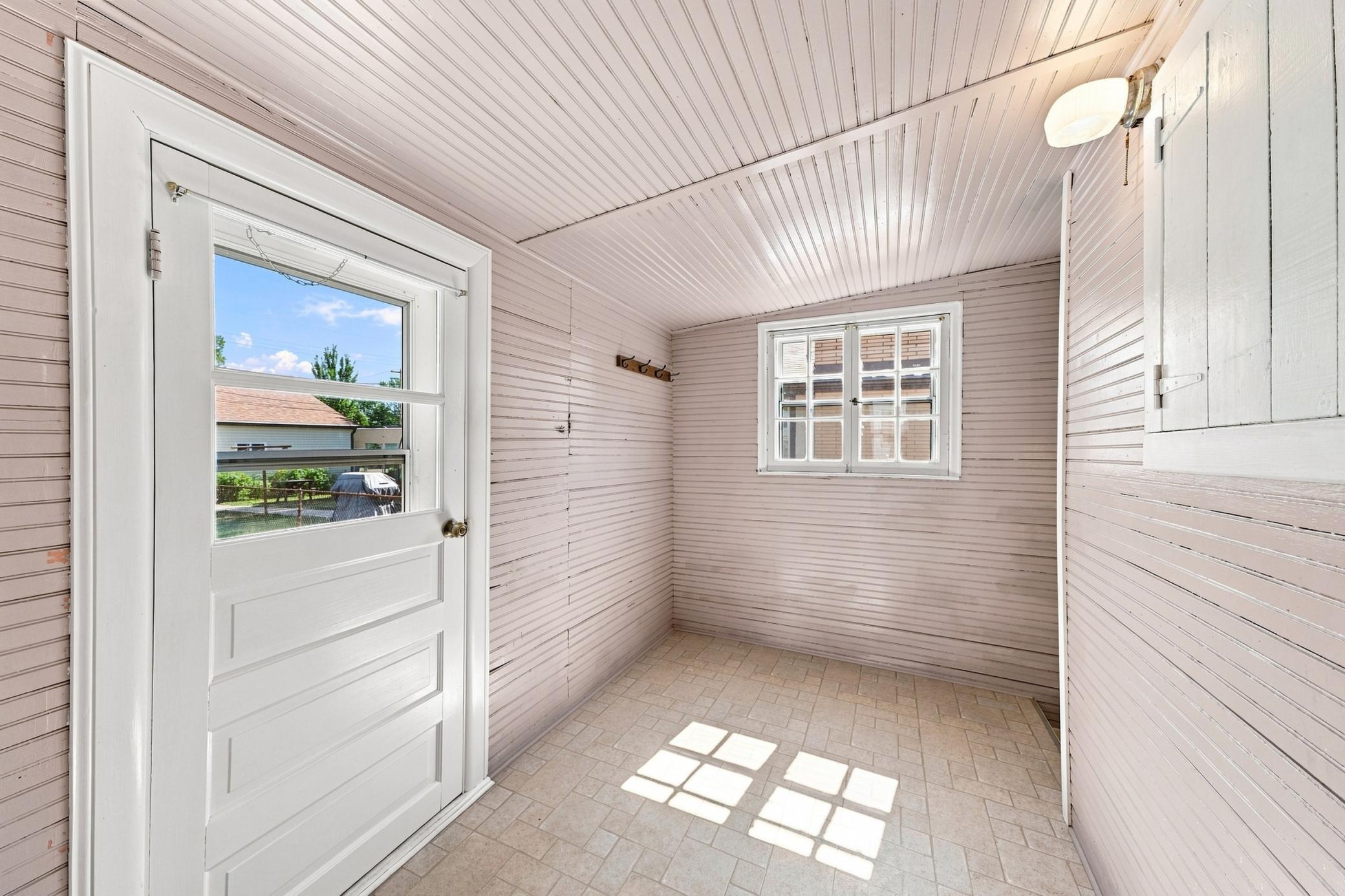 View of Residential at 5210 Colfax Avenue, Minneapolis MN 55430, Minneapolis (15 of 30) - Mike Wilen | Minnesota Team Real Estate