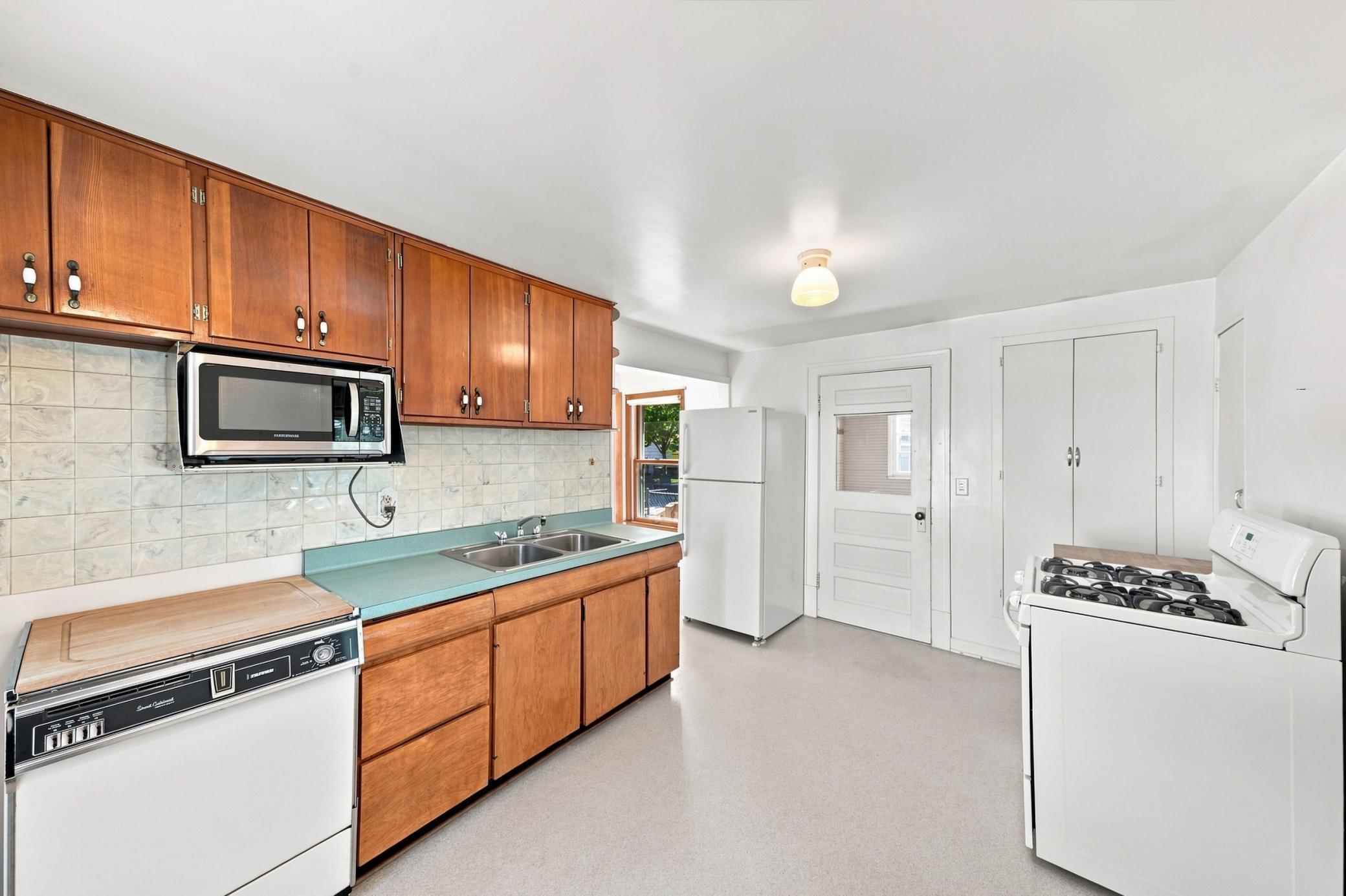 View of Residential at 5210 Colfax Avenue, Minneapolis MN 55430, Minneapolis (3 of 30) - Mike Wilen | Minnesota Team Real Estate