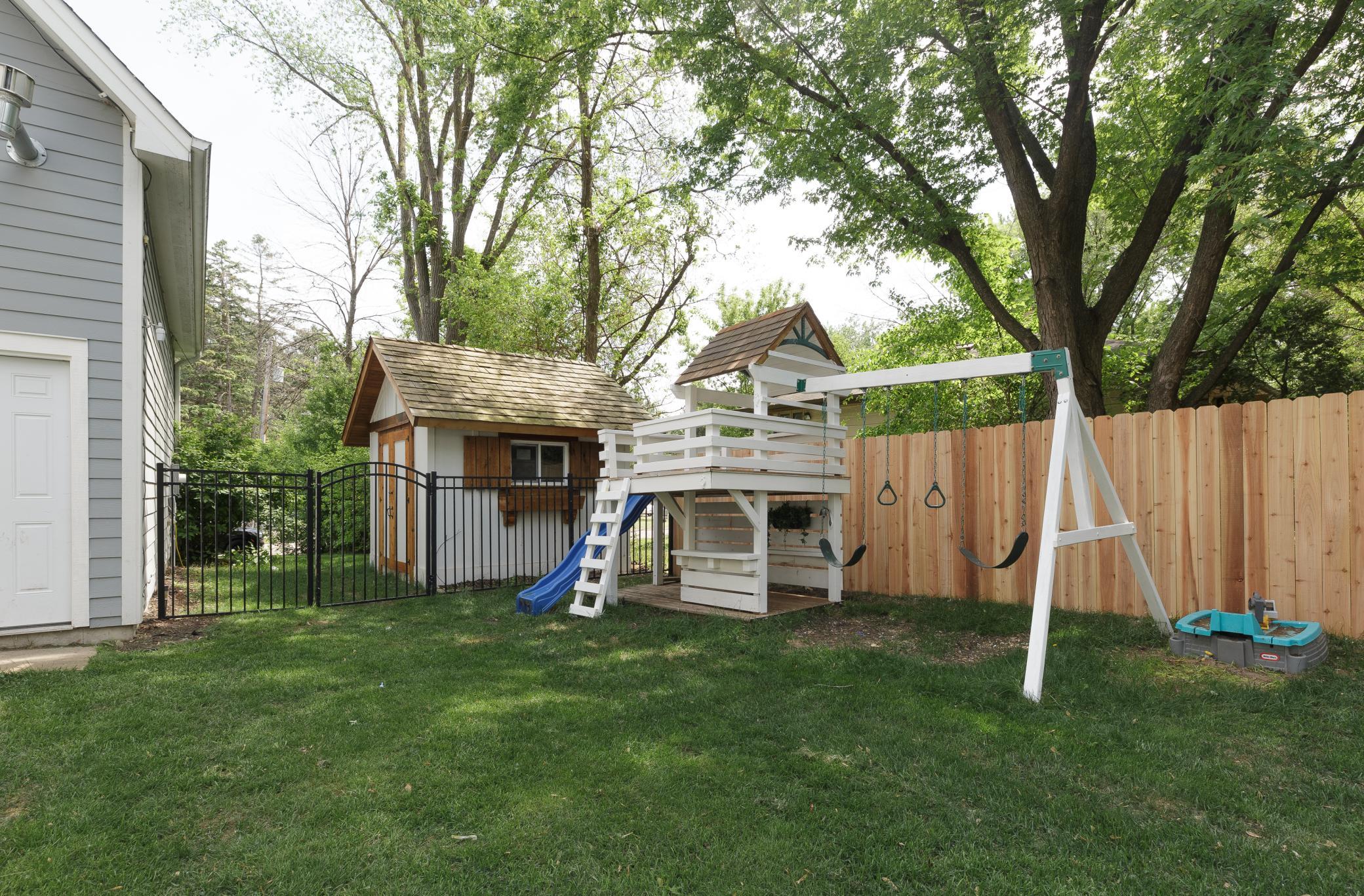 View of Residential at 7617 Brooklyn Park Drive, Brooklyn Park MN 55444, Brooklyn Park (43 of 46) - Mike Wilen | Minnesota Team Real Estate