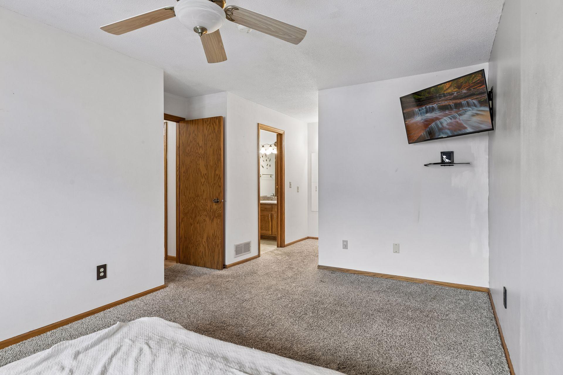 View of Residential at 7887 72nd Street, Cottage Grove MN 55016, Cottage Grove (13 of 29) - Mike Wilen | Minnesota Team Real Estate