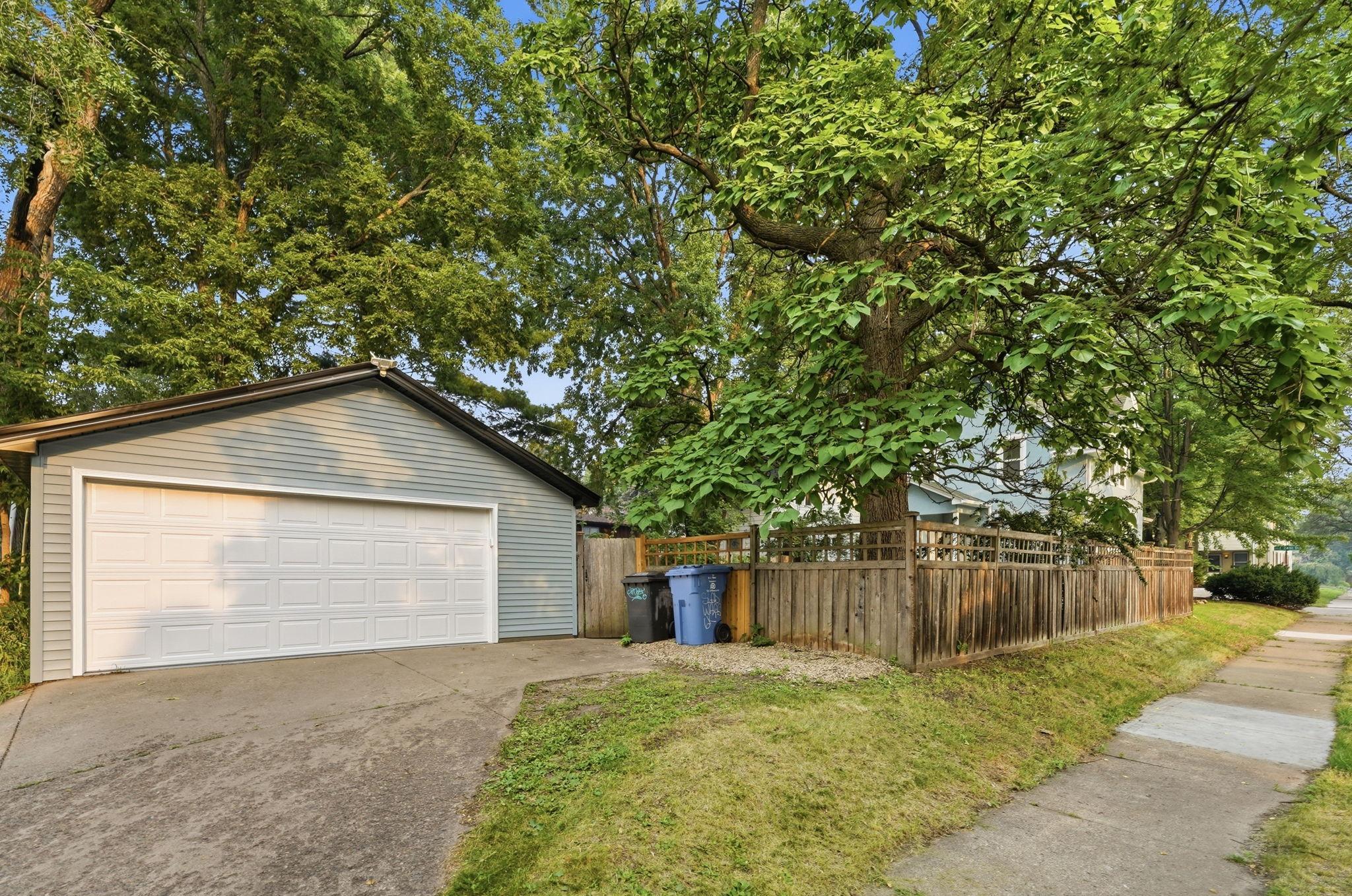 View of Residential at 3100 24th Street, Minneapolis MN 55406, Minneapolis (37 of 50) - Mike Wilen | Minnesota Team Real Estate