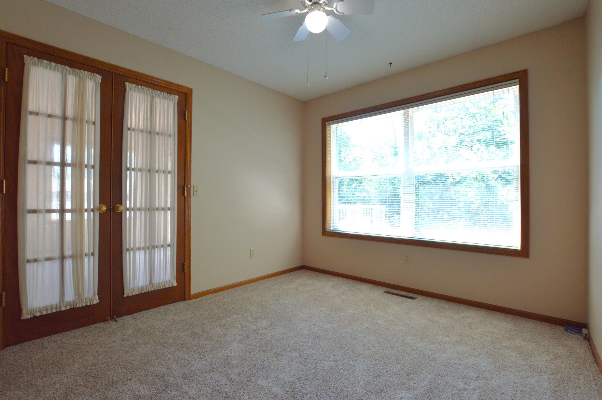 View of Residential at 7119 48th Street, Oakdale MN 55128, Oakdale (20 of 30) - Mike Wilen | Minnesota Team Real Estate