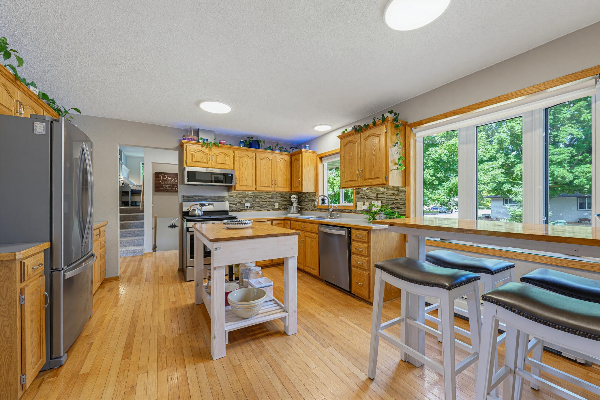 View of Residential at 870 Hanson Drive, Hutchinson MN 55350, Hutchinson (7 of 38) - Mike Wilen | Minnesota Team Real Estate
