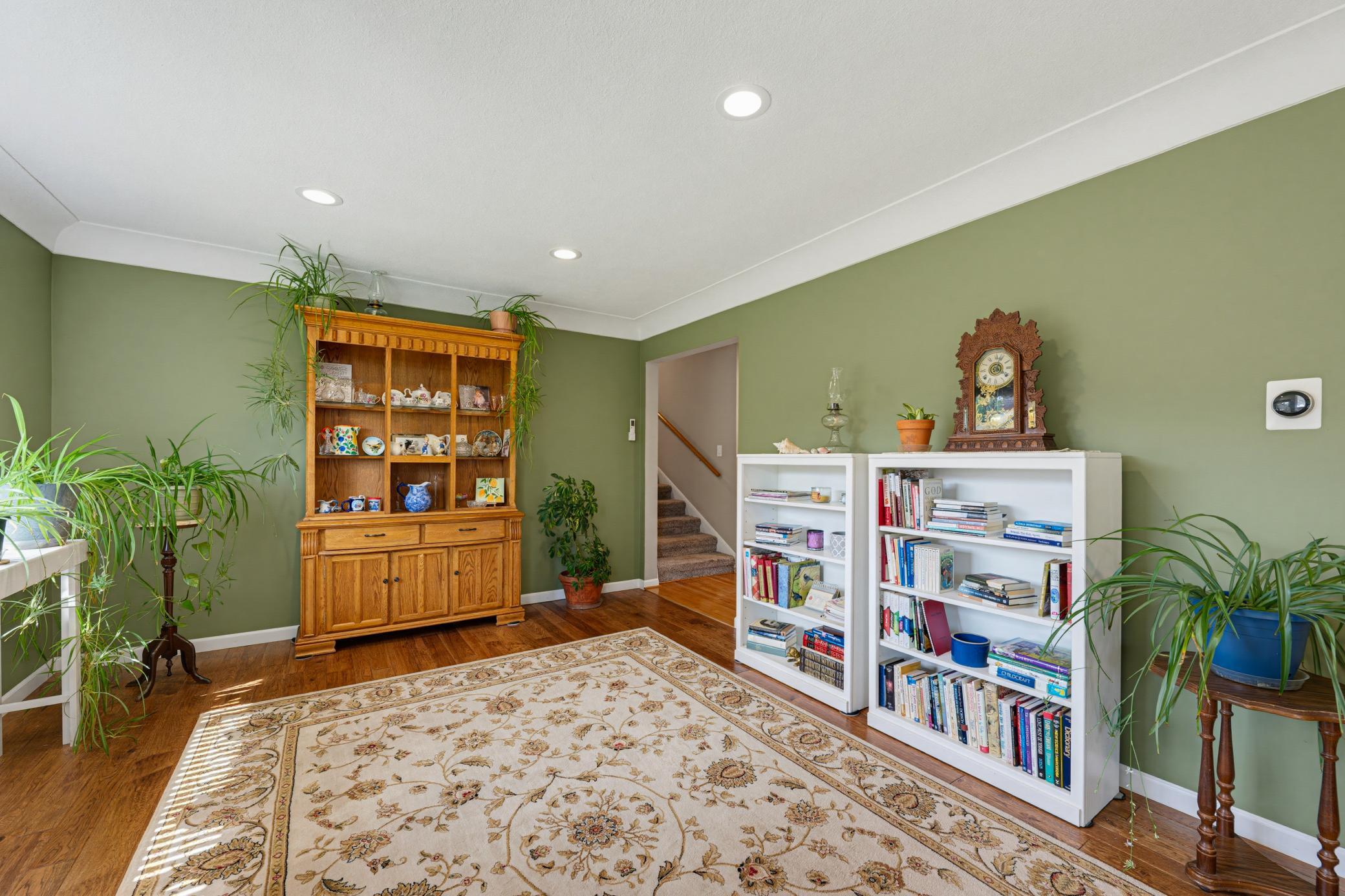 View of Residential at 870 Hanson Drive, Hutchinson MN 55350, Hutchinson (12 of 38) - Mike Wilen | Minnesota Team Real Estate