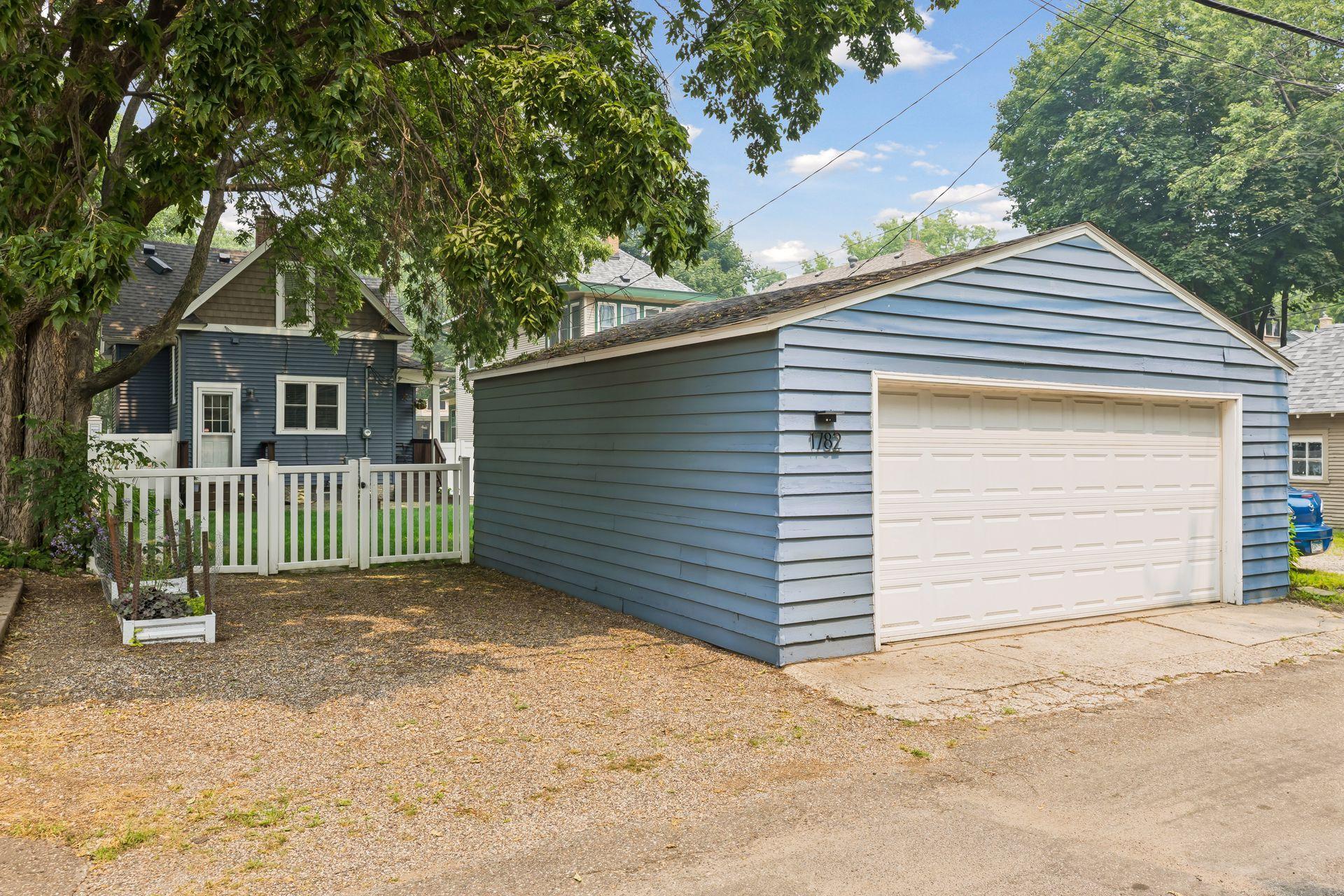 View of Residential at 1782 Marshall Avenue, Saint Paul MN 55104, Saint Paul (39 of 43) - Mike Wilen | Minnesota Team Real Estate