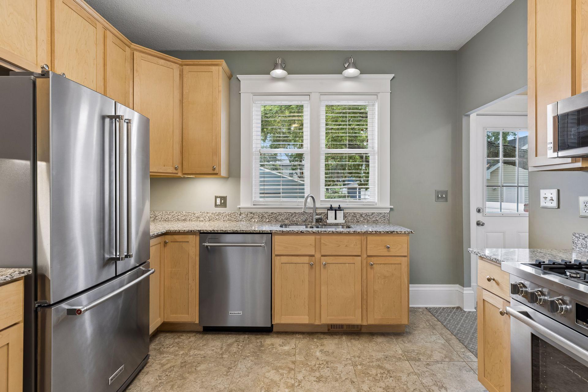 View of Residential at 1782 Marshall Avenue, Saint Paul MN 55104, Saint Paul (18 of 43) - Mike Wilen | Minnesota Team Real Estate
