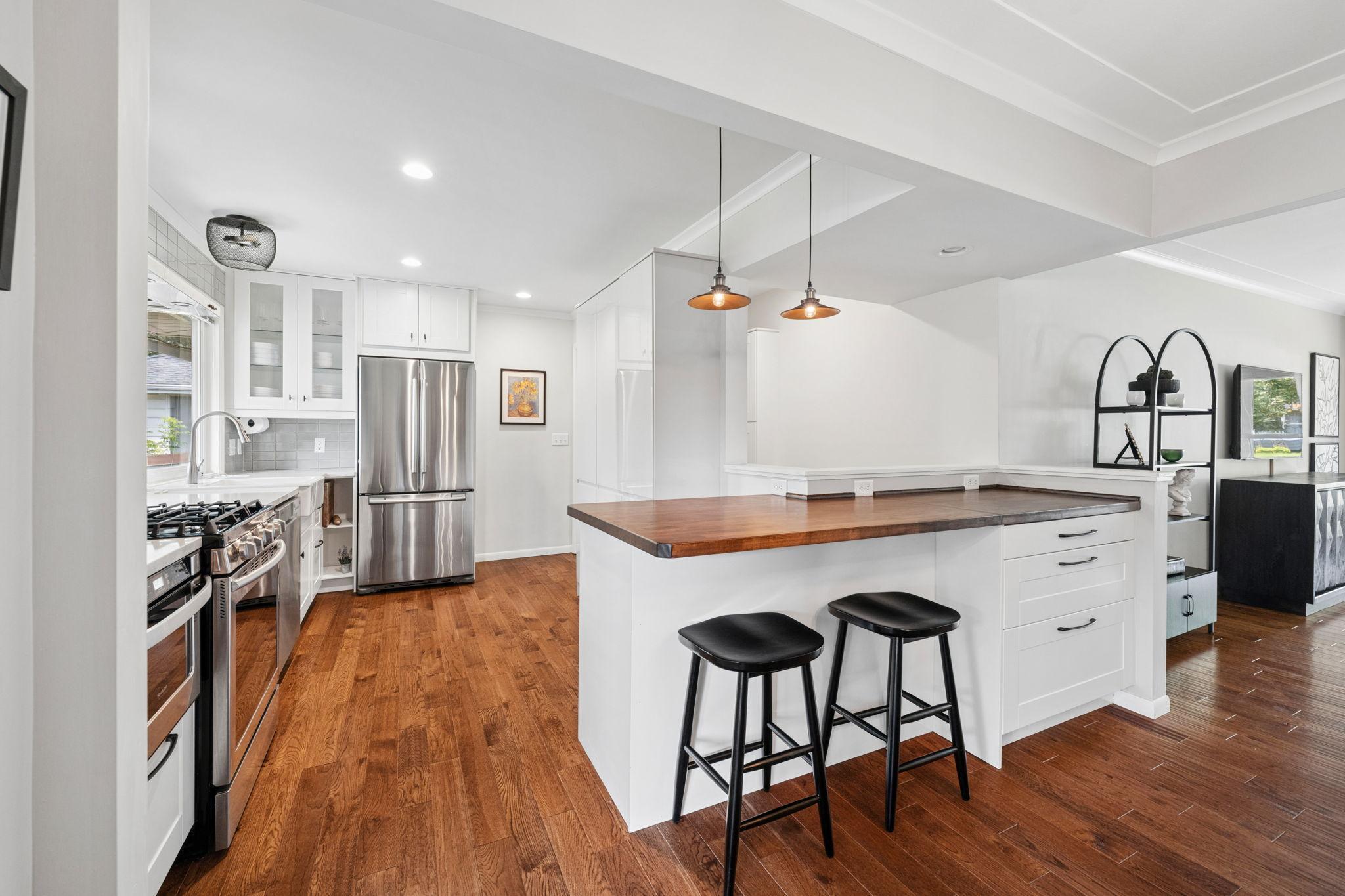 View of Residential at 2636 Yosemite Avenue, Saint Louis Park MN 55416, Saint Louis Park (19 of 72) - Mike Wilen | Minnesota Team Real Estate