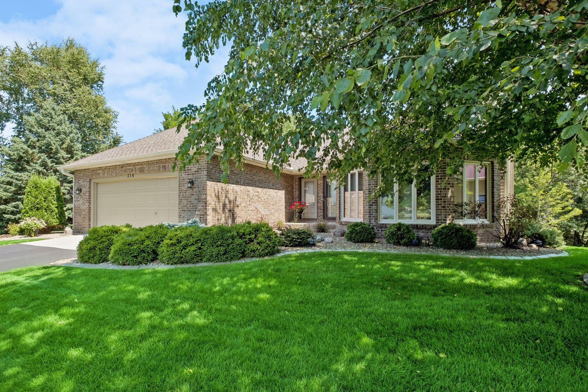 View of Residential at 314 Wedgewood Drive, Mahtomedi MN 55115, Mahtomedi (5 of 9) - Mike Wilen | Minnesota Team Real Estate