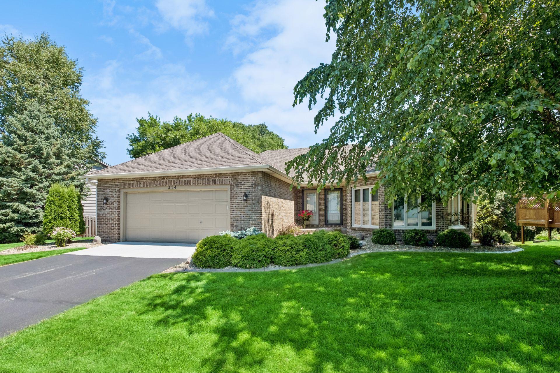 View of Residential at 314 Wedgewood Drive, Mahtomedi MN 55115, Mahtomedi (4 of 9) - Mike Wilen | Minnesota Team Real Estate