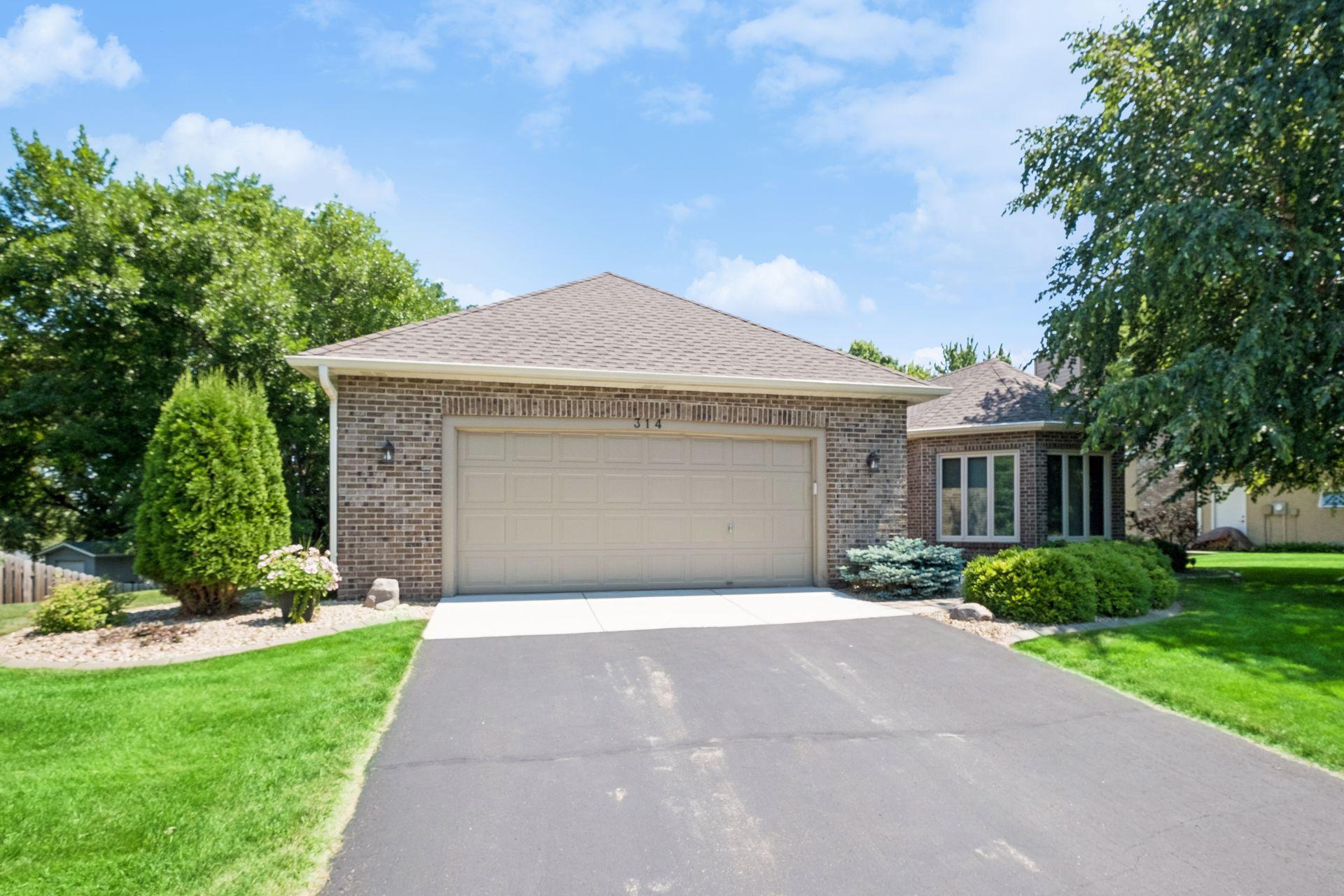 View of Residential at 314 Wedgewood Drive, Mahtomedi MN 55115, Mahtomedi (3 of 9) - Mike Wilen | Minnesota Team Real Estate
