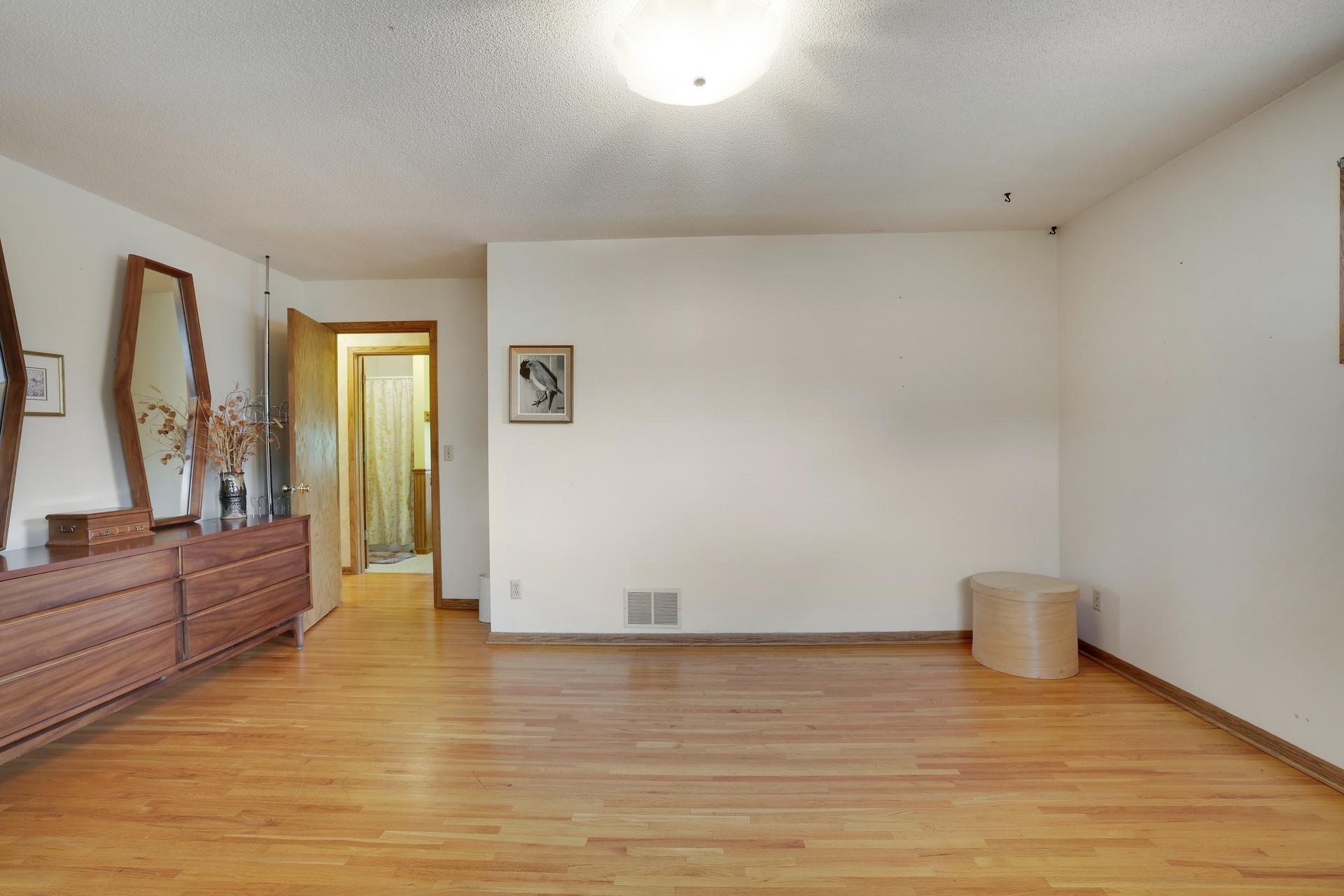 View of Residential at 1826 Alameda Street, Roseville MN 55113, Roseville (34 of 50) - Mike Wilen | Minnesota Team Real Estate