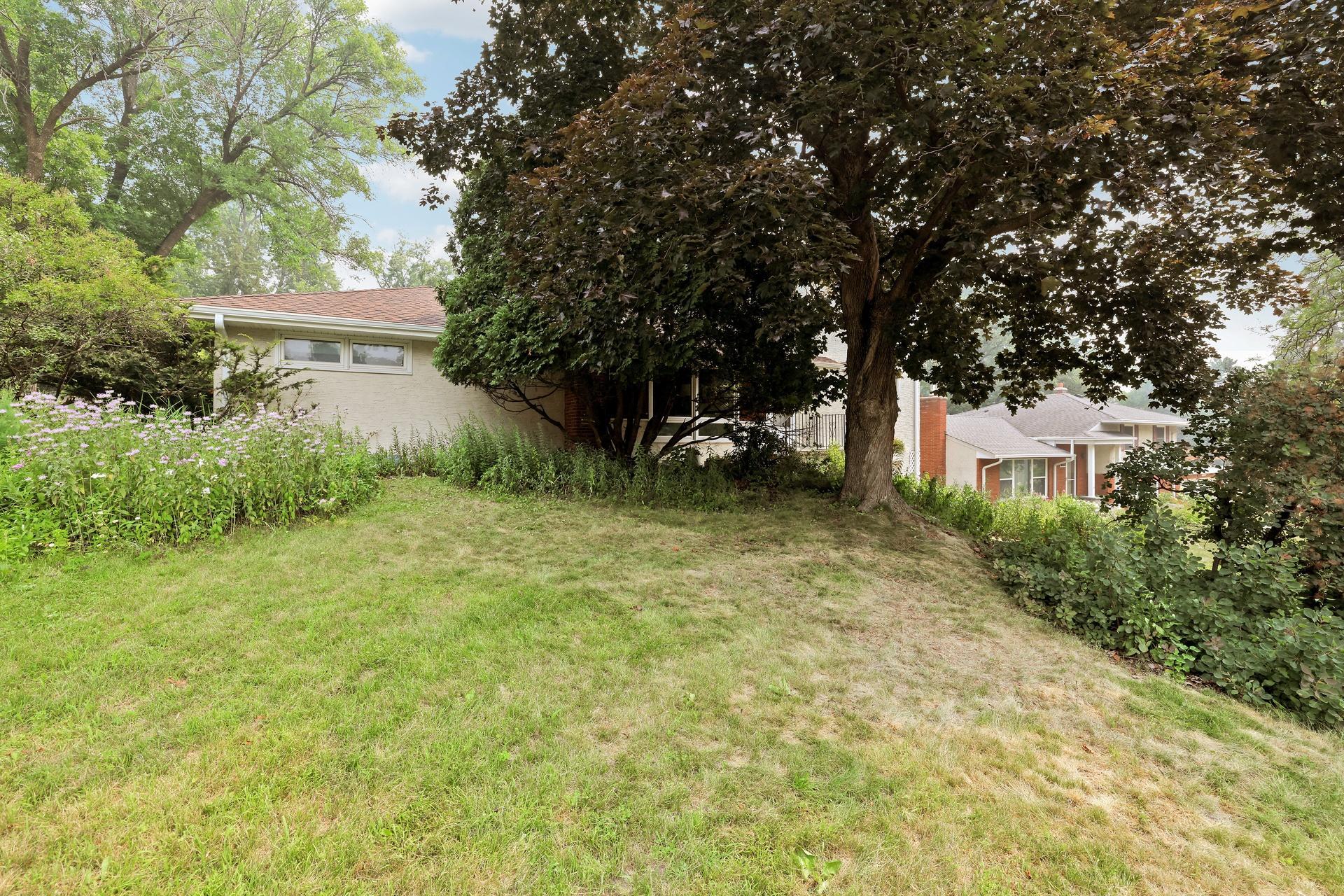 View of Residential at 1826 Alameda Street, Roseville MN 55113, Roseville (41 of 50) - Mike Wilen | Minnesota Team Real Estate