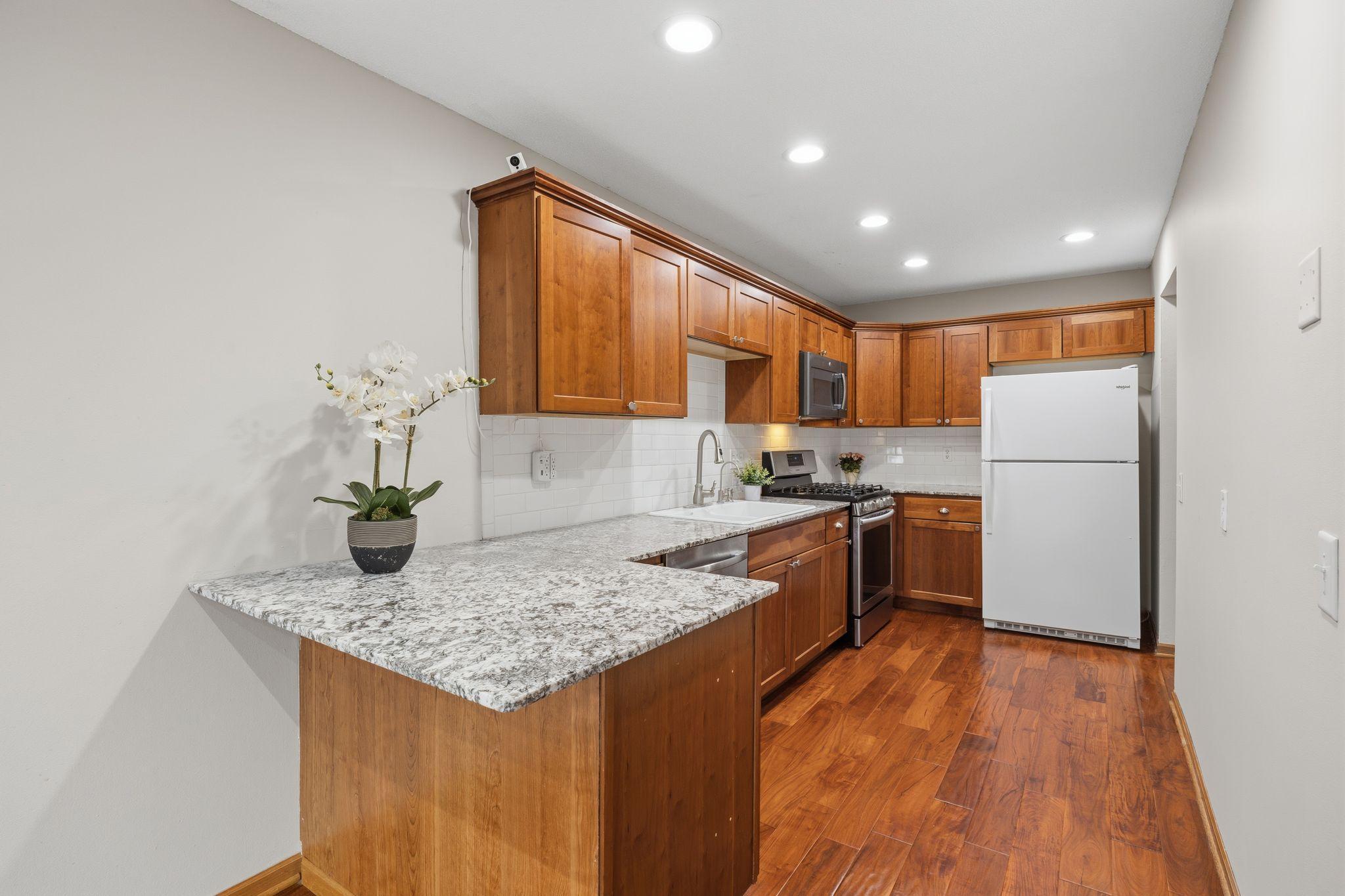View of Residential at 645 Portland Place, Burnsville MN 55337, Burnsville (2 of 32) - Mike Wilen | Minnesota Team Real Estate