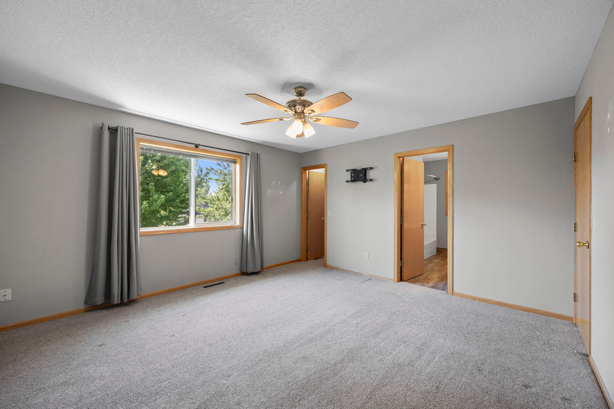 View of Residential at 1011 Hillock Street, Isanti MN 55040, Isanti (53 of 89) - Mike Wilen | Minnesota Team Real Estate