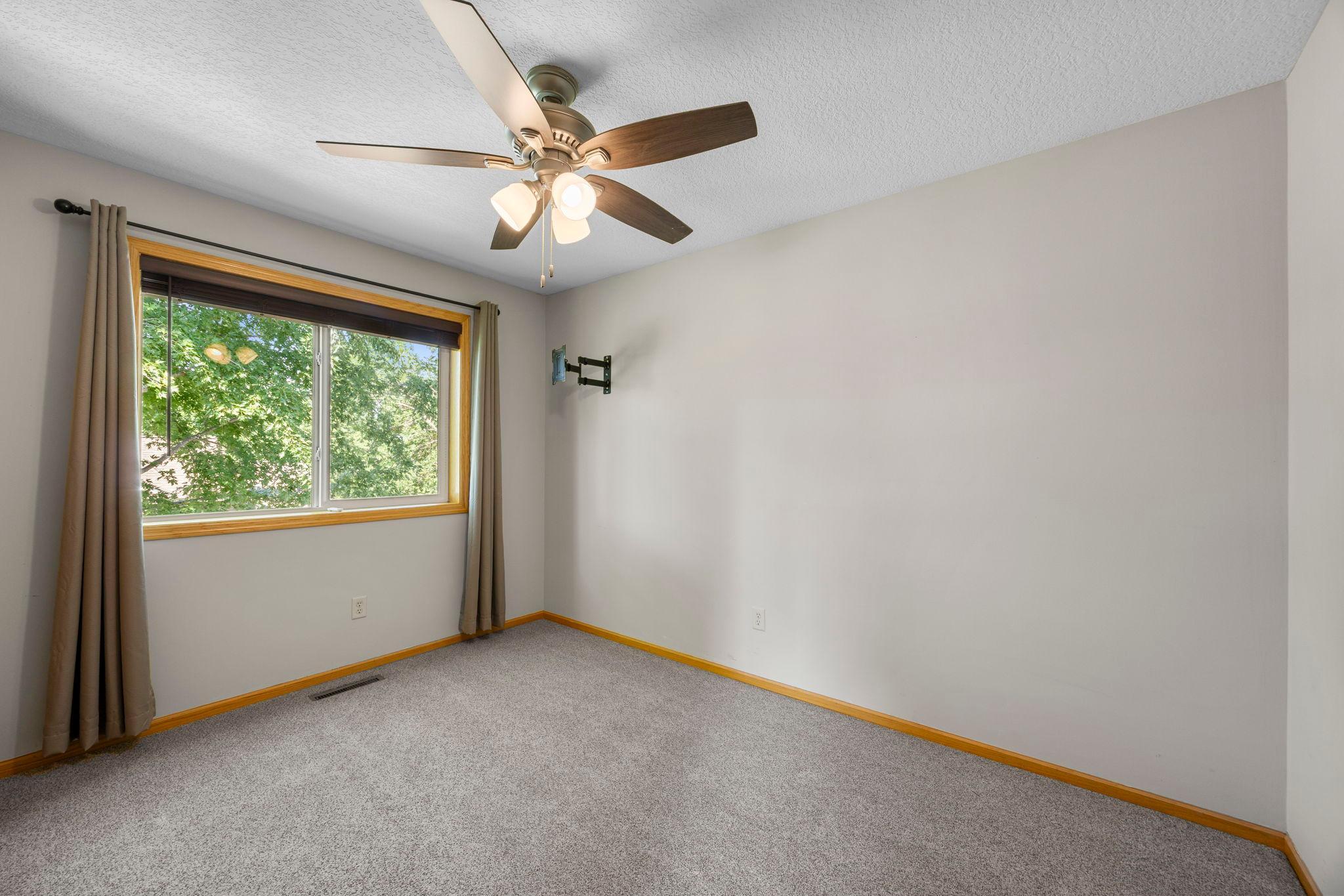 View of Residential at 1011 Hillock Street, Isanti MN 55040, Isanti (49 of 89) - Mike Wilen | Minnesota Team Real Estate