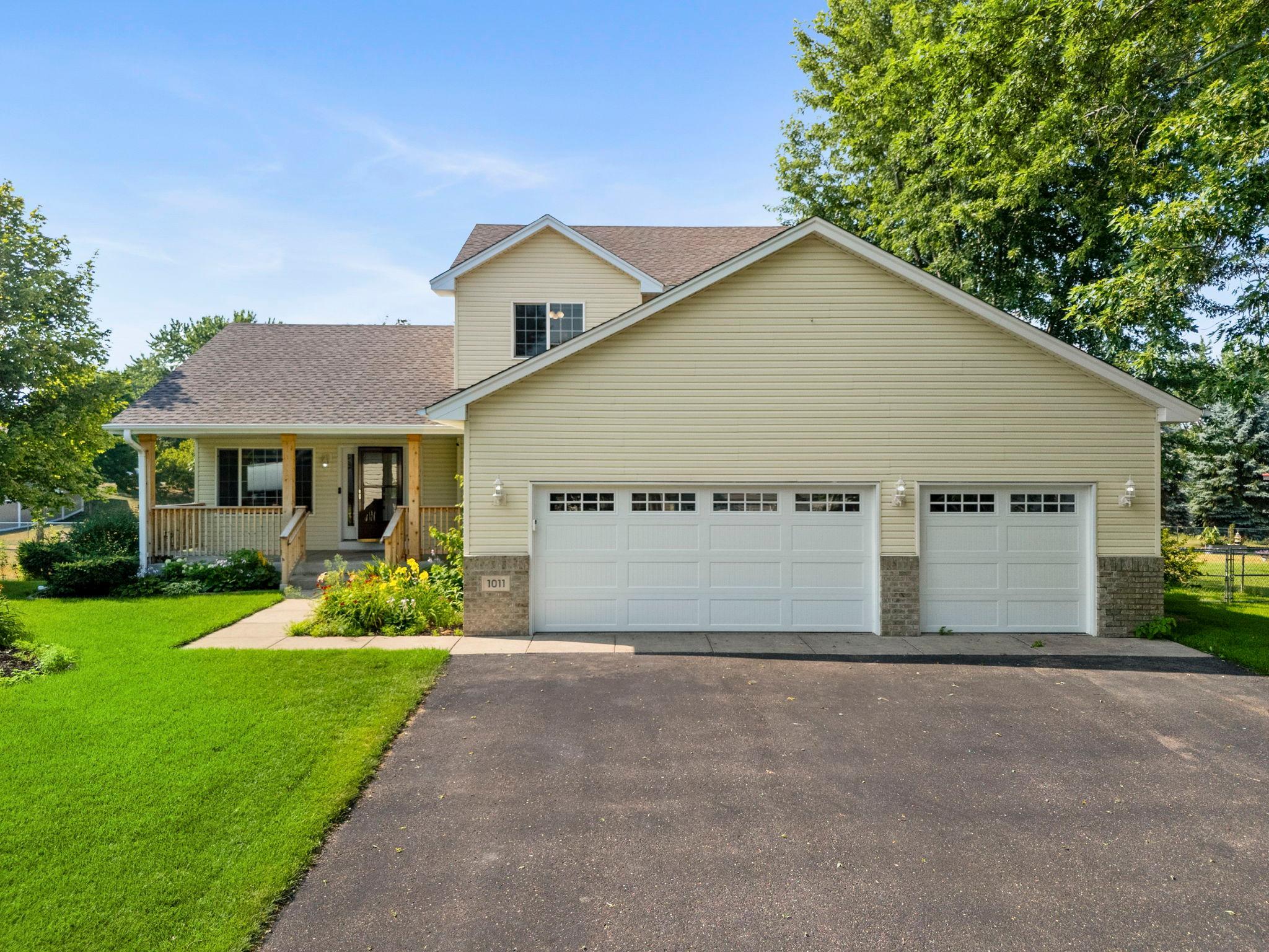 View of Residential at 1011 Hillock Street, Isanti MN 55040, Isanti (7 of 89) - Mike Wilen | Minnesota Team Real Estate