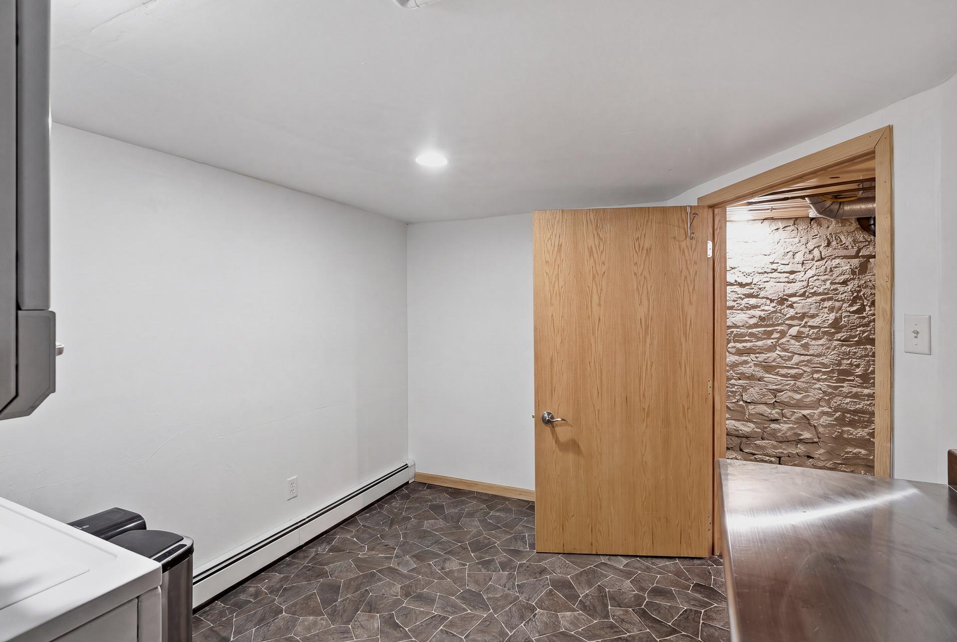 View of Residential Income at 53 Dale Street, Saint Paul MN 55102, Saint Paul (27 of 53) - Mike Wilen | Minnesota Team Real Estate