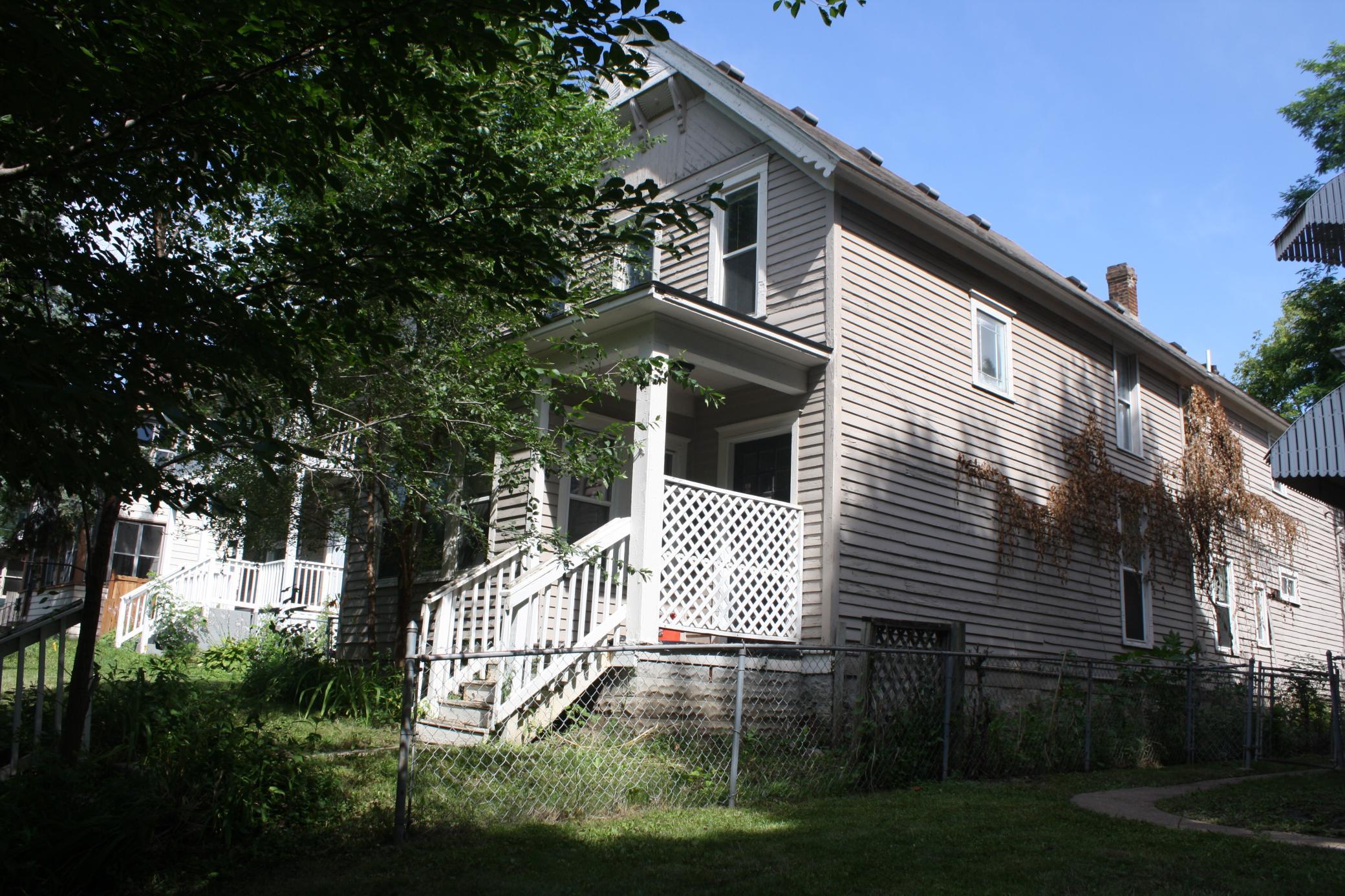 View of Residential Income at 833 3rd Street, Saint Paul MN 55106, Saint Paul (3 of 25) - Mike Wilen | Minnesota Team Real Estate