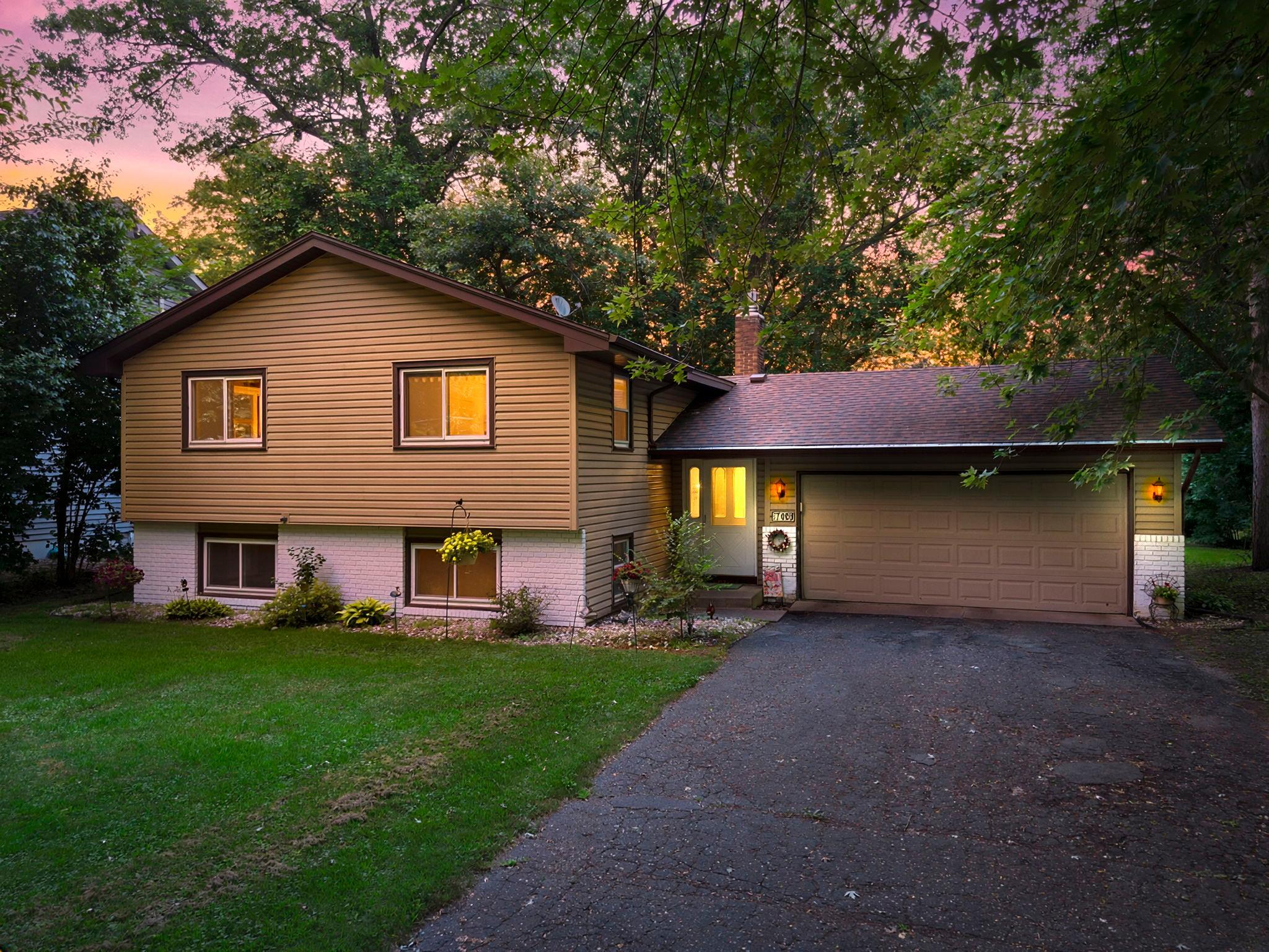 View of Residential at 7989 Eastwood Road, Mounds View MN 55112, Mounds View - Mike Wilen | Minnesota Team Real Estate