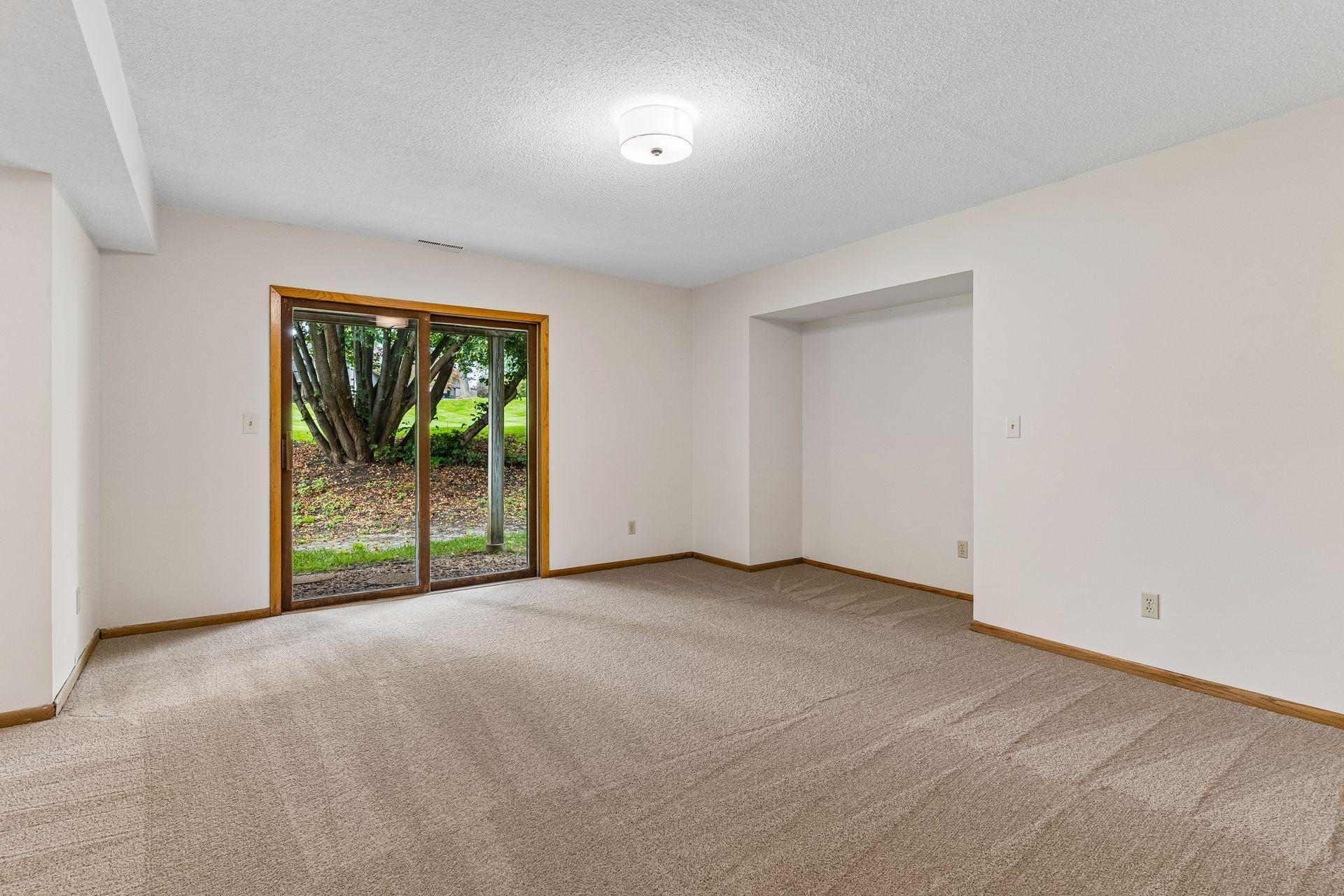 View of Residential at 3149 Farnum Drive, Eagan MN 55121, Eagan (26 of 44) - Mike Wilen | Minnesota Team Real Estate
