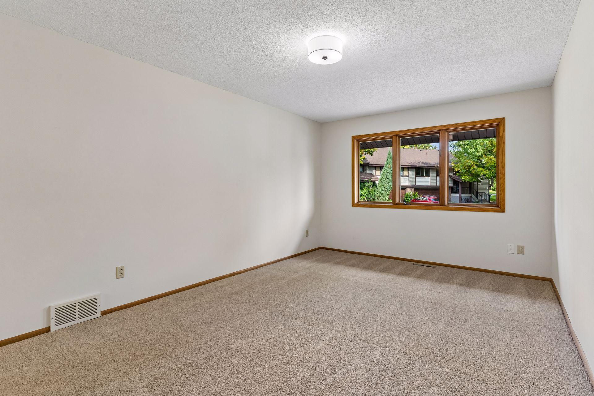 View of Residential at 3149 Farnum Drive, Eagan MN 55121, Eagan (19 of 44) - Mike Wilen | Minnesota Team Real Estate