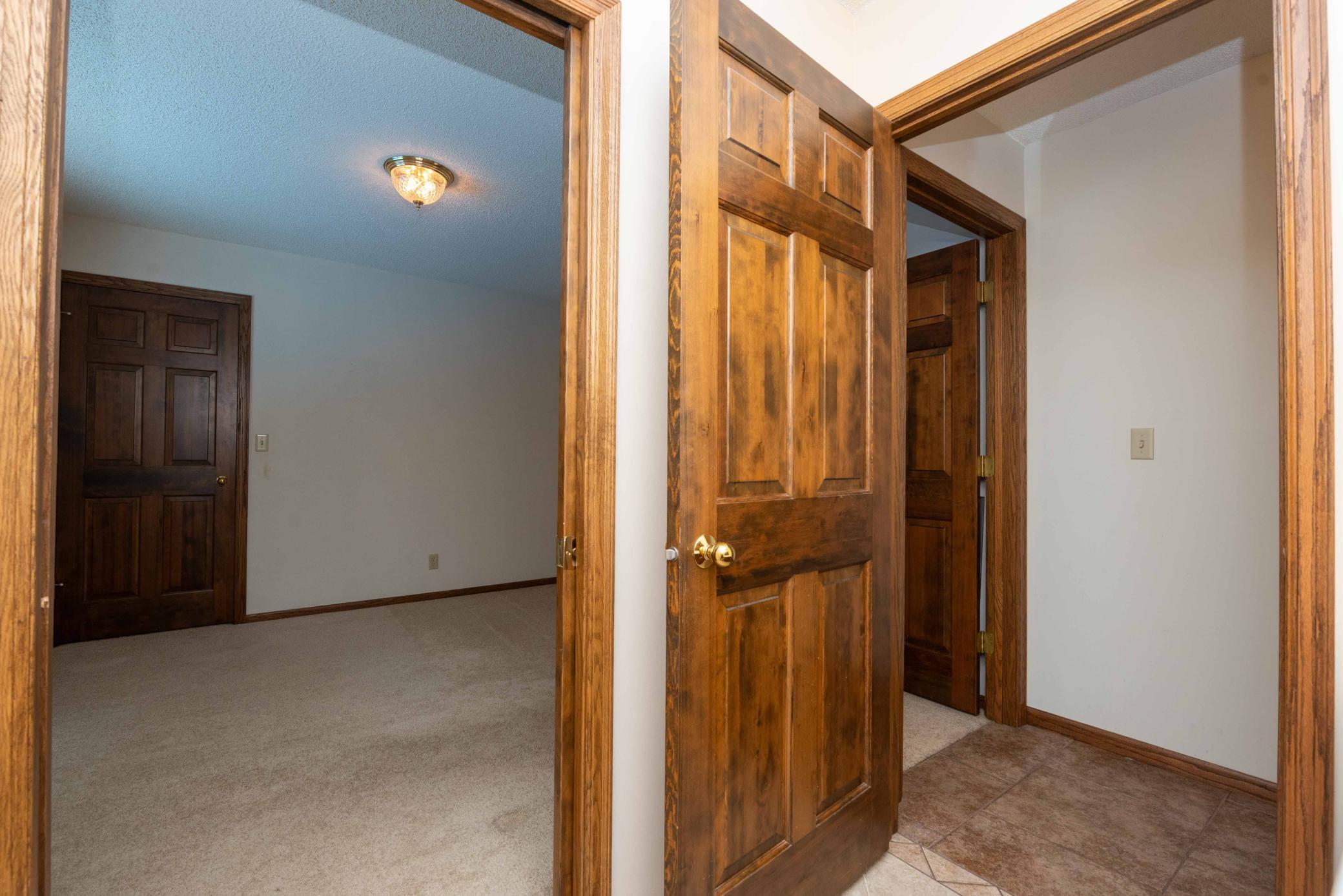 View of Residential at 1820 Interlachen Alcove, Woodbury MN 55125, Woodbury (16 of 136) - Mike Wilen | Minnesota Team Real Estate