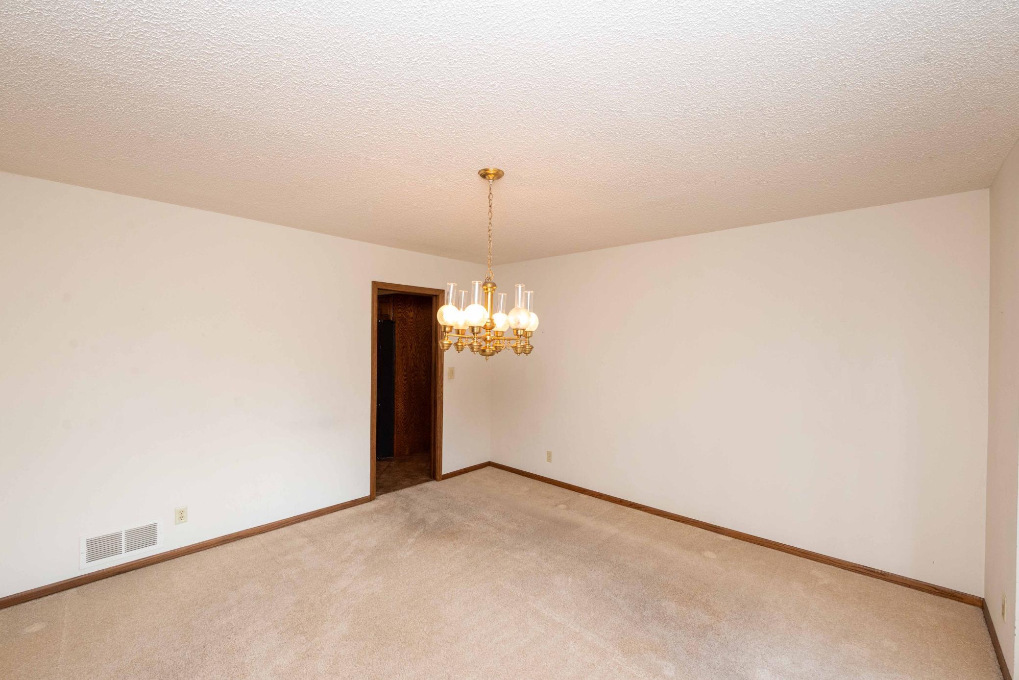 View of Residential at 1820 Interlachen Alcove, Woodbury MN 55125, Woodbury (13 of 136) - Mike Wilen | Minnesota Team Real Estate