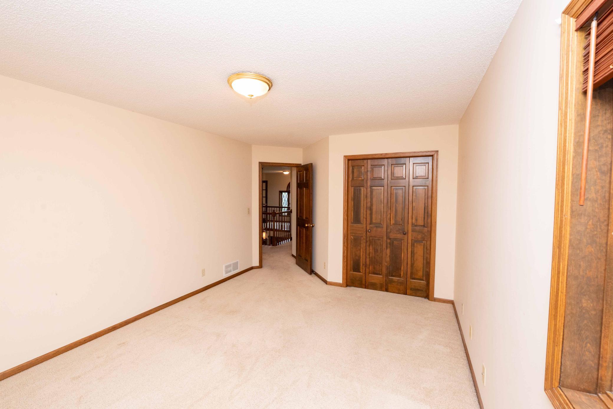 View of Residential at 1820 Interlachen Alcove, Woodbury MN 55125, Woodbury (75 of 136) - Mike Wilen | Minnesota Team Real Estate