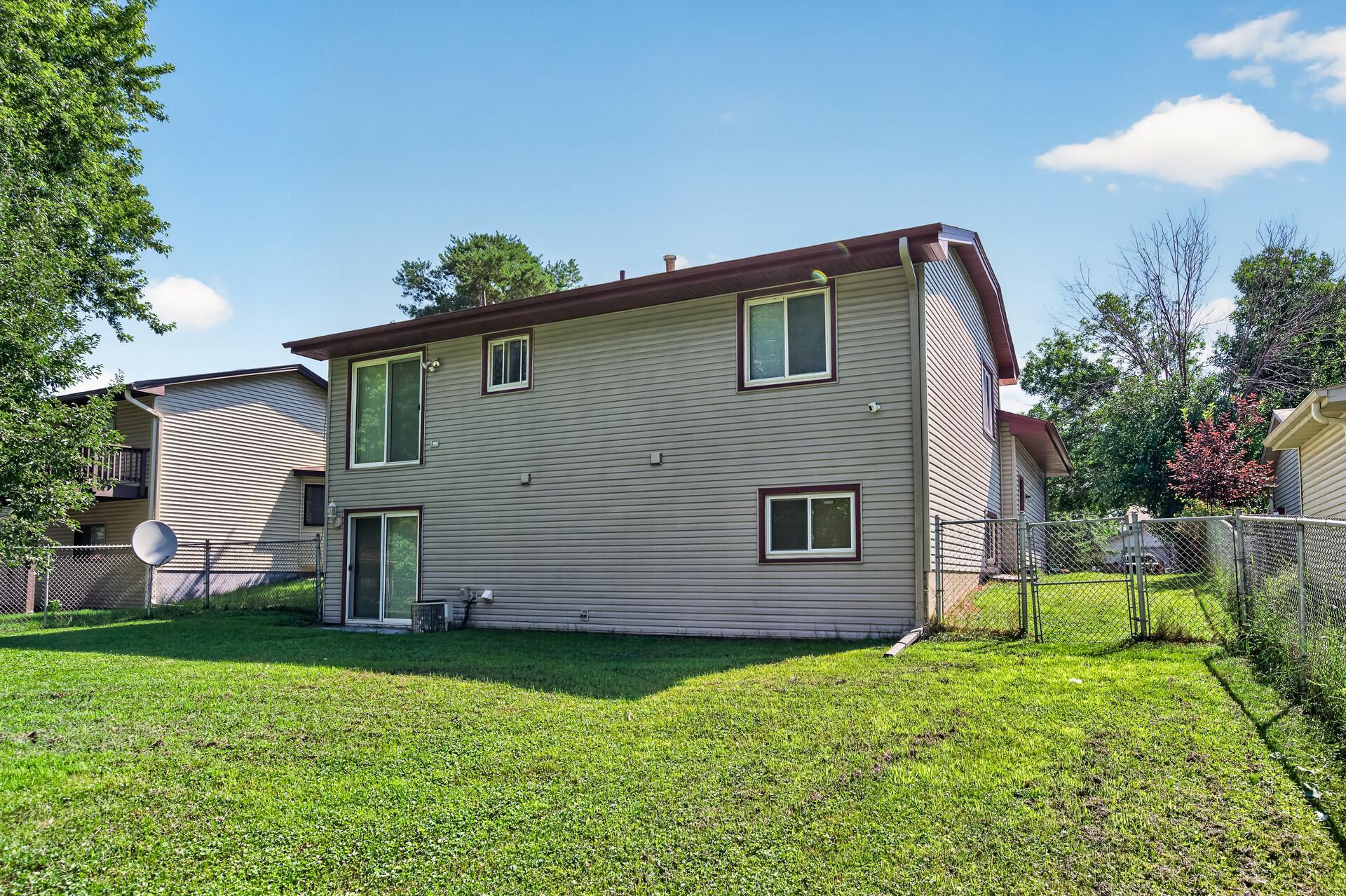 View of Residential at 1652 84th Court, Brooklyn Park MN 55444, Brooklyn Park (36 of 40) - Mike Wilen | Minnesota Team Real Estate