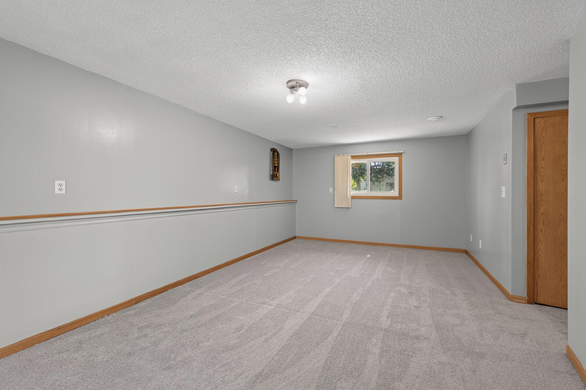 View of Residential at 1652 84th Court, Brooklyn Park MN 55444, Brooklyn Park (27 of 40) - Mike Wilen | Minnesota Team Real Estate