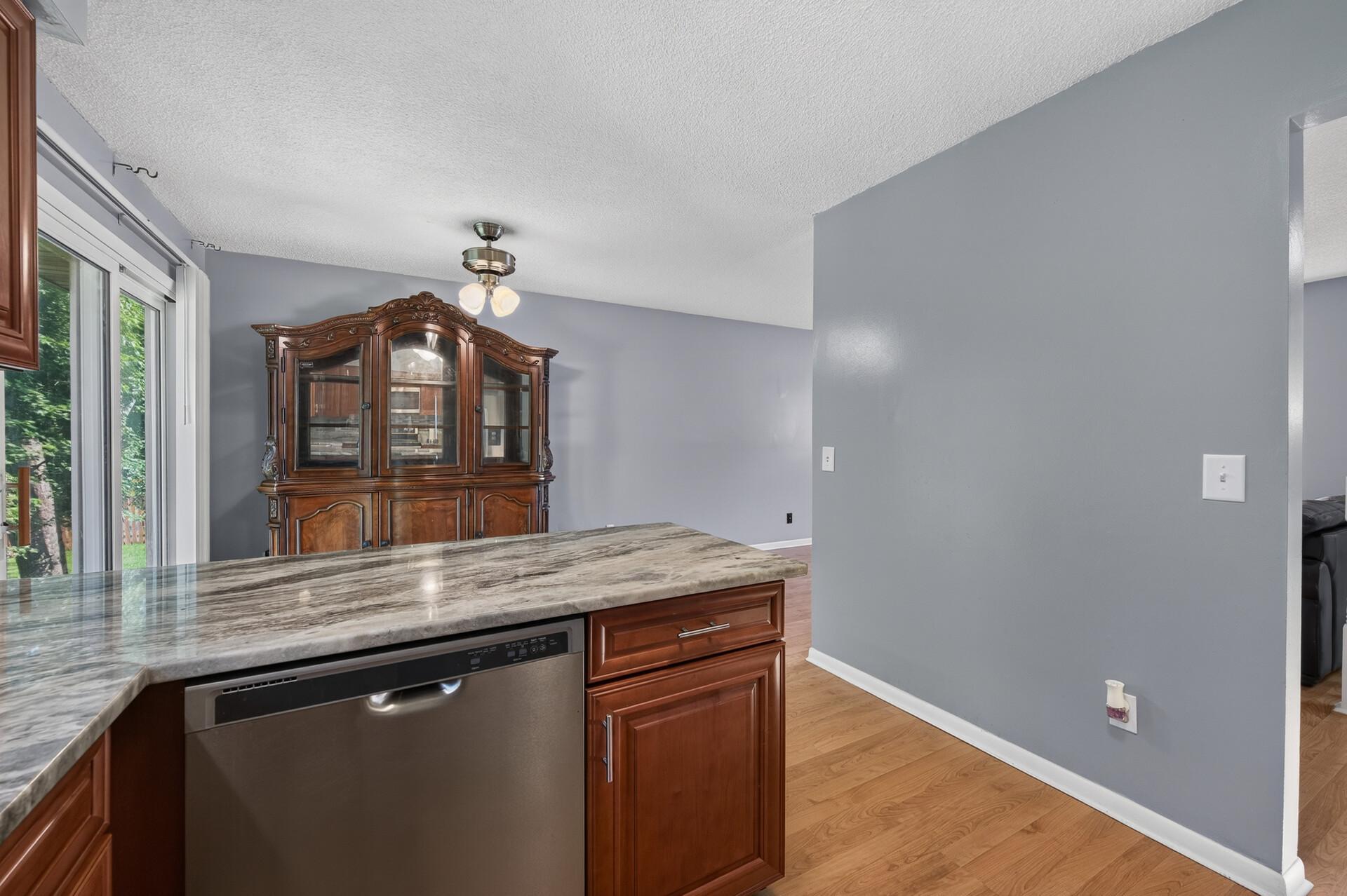 View of Residential at 1652 84th Court, Brooklyn Park MN 55444, Brooklyn Park (15 of 40) - Mike Wilen | Minnesota Team Real Estate