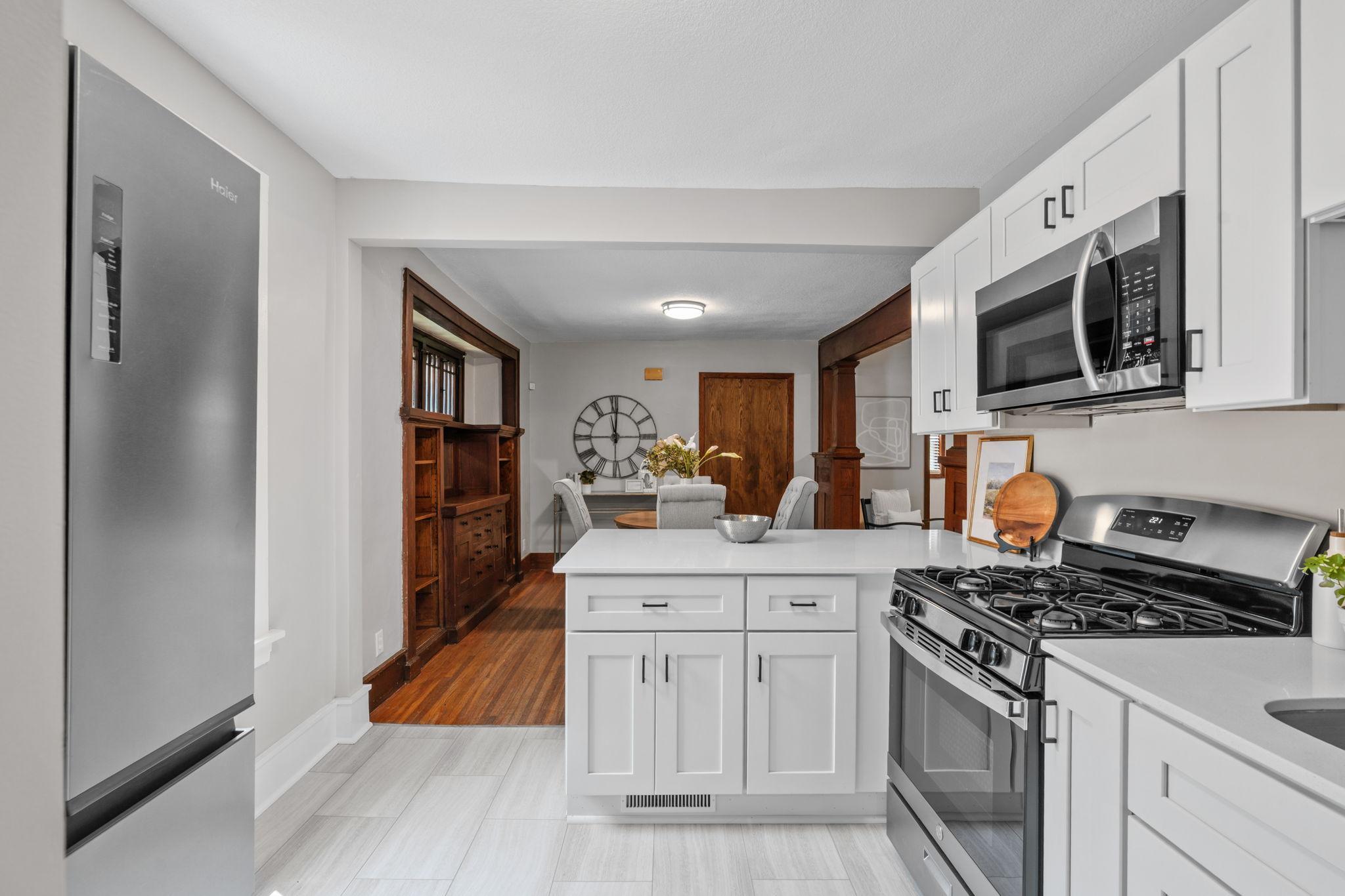 View of Residential at 3550 4th Street, Minneapolis MN 55412, Minneapolis (14 of 34) - Mike Wilen | Minnesota Team Real Estate