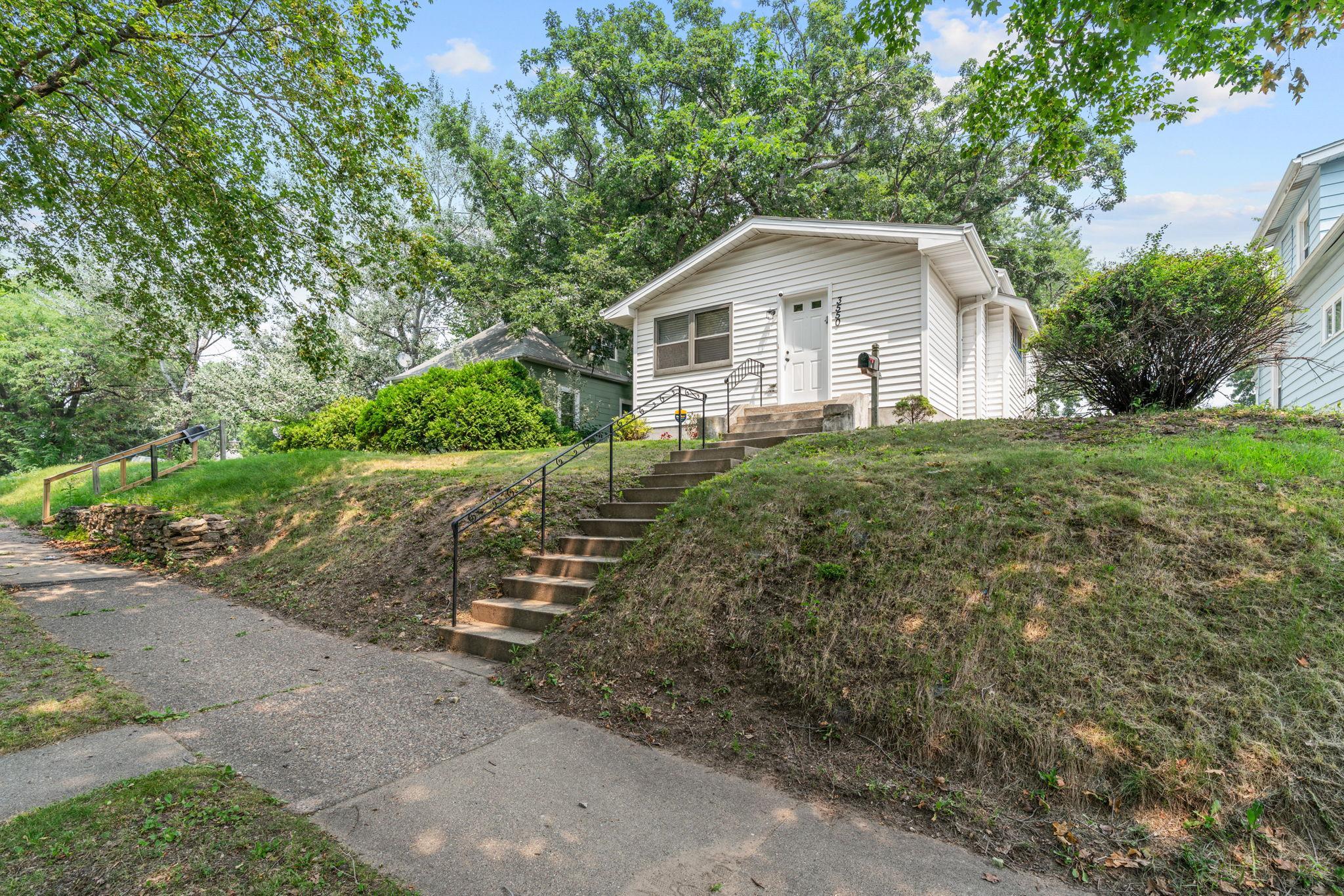 View of Residential at 3550 4th Street, Minneapolis MN 55412, Minneapolis (31 of 34) - Mike Wilen | Minnesota Team Real Estate
