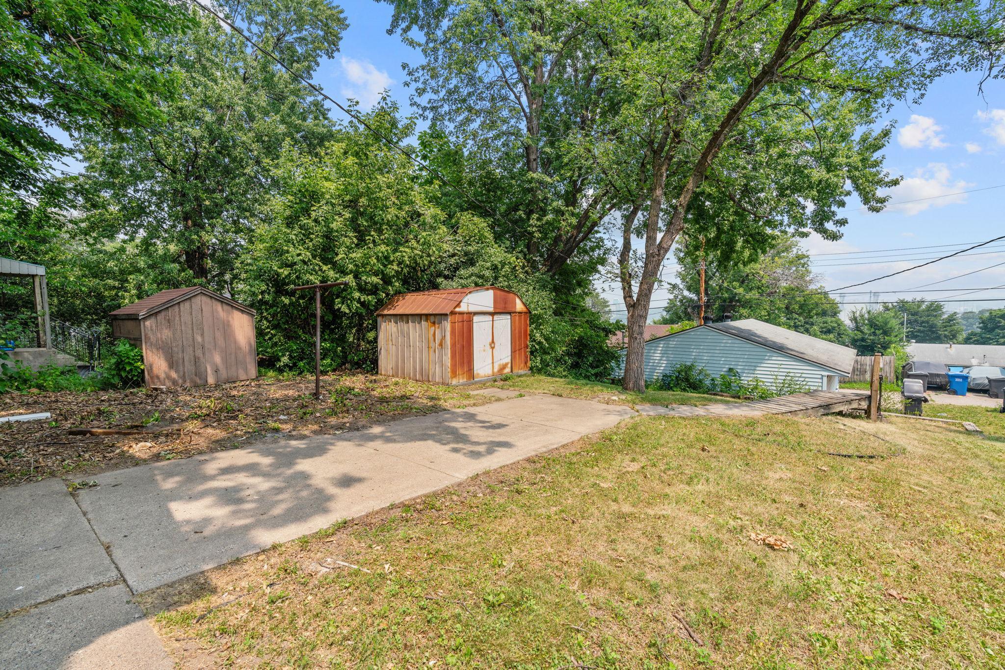 View of Residential at 3550 4th Street, Minneapolis MN 55412, Minneapolis (27 of 34) - Mike Wilen | Minnesota Team Real Estate