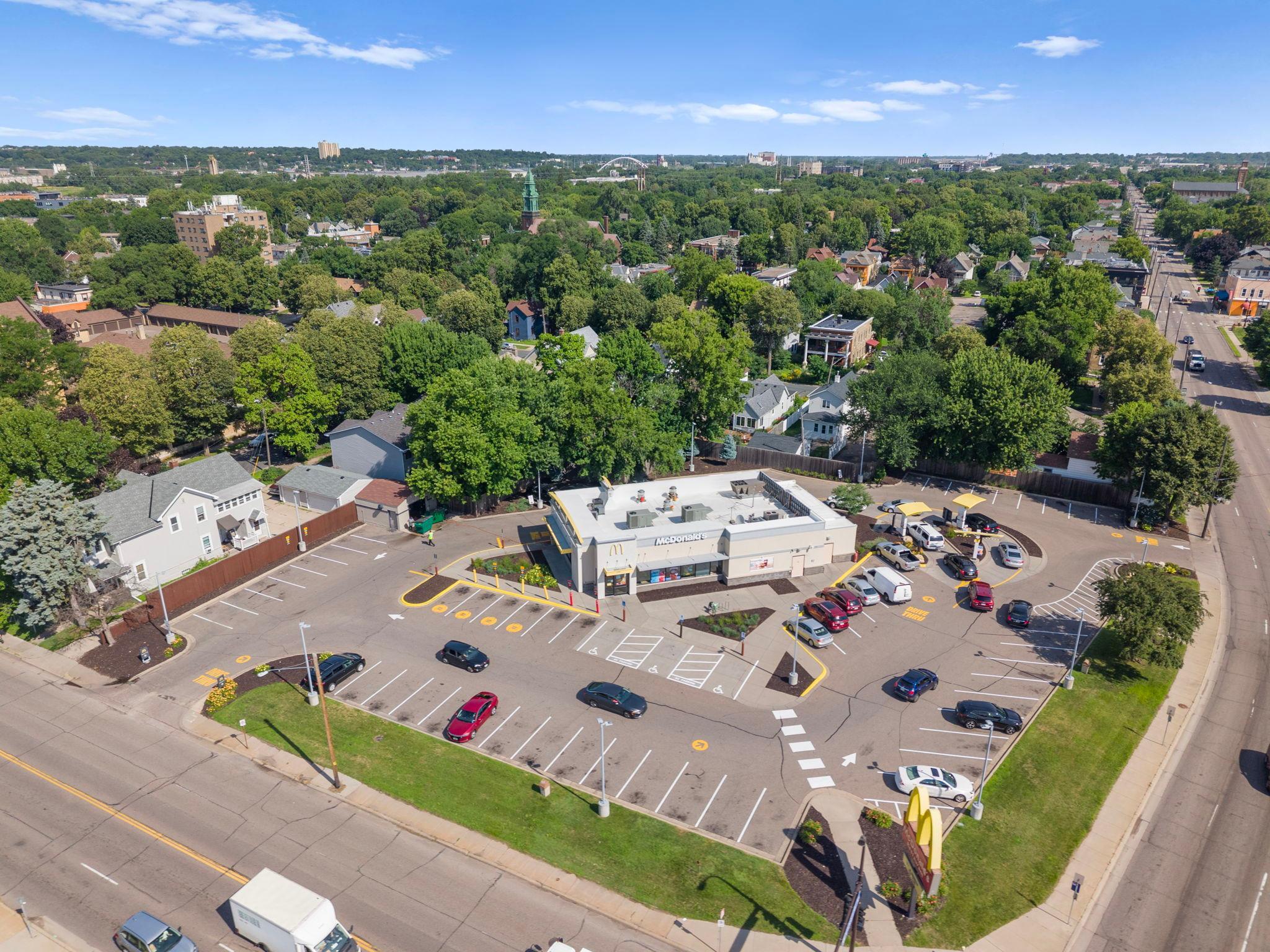 View of Residential Income at 901 4th Street, Minneapolis MN 55413, Minneapolis (43 of 44) - Mike Wilen | Minnesota Team Real Estate