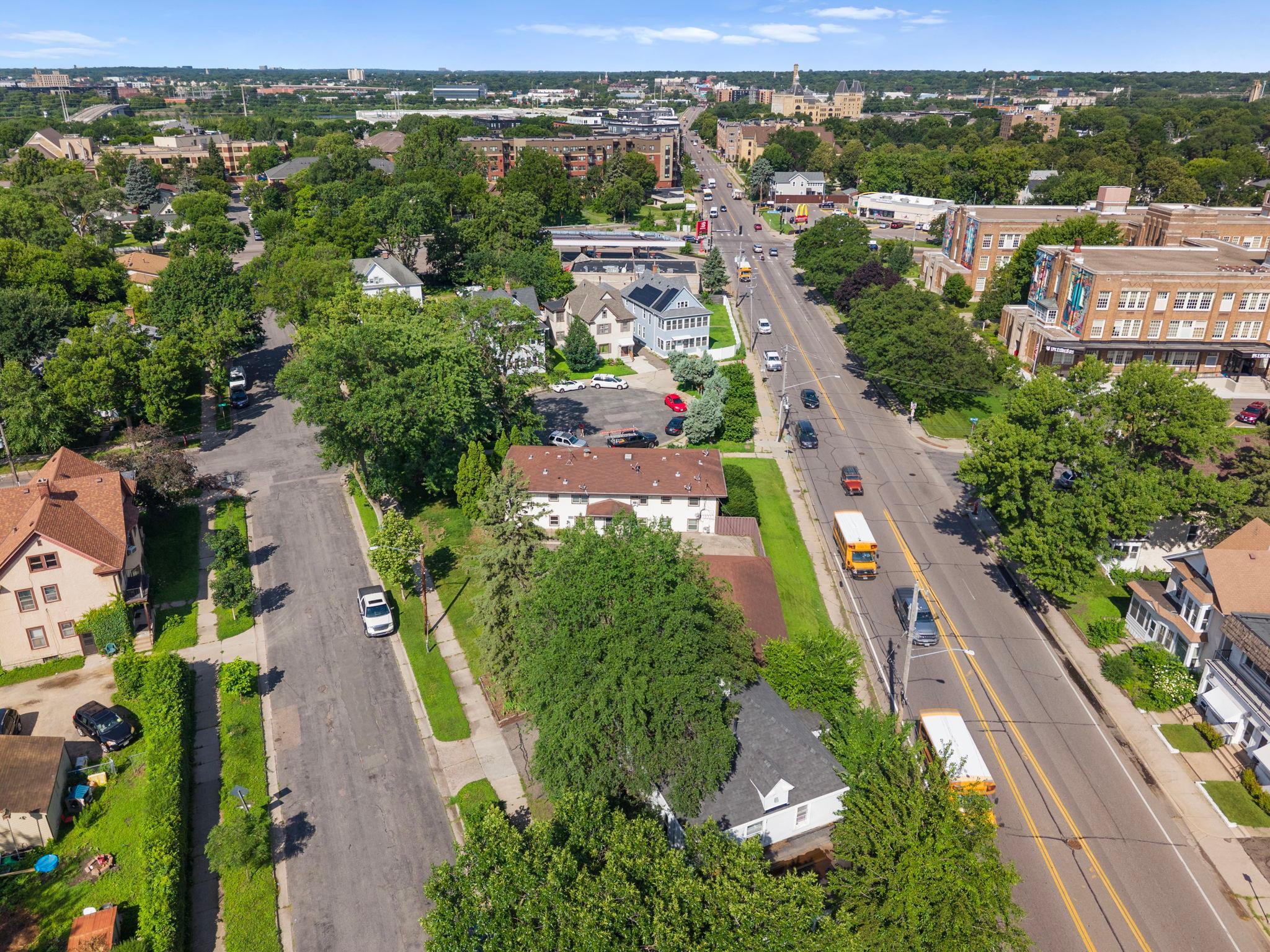 View of Residential Income at 901 4th Street, Minneapolis MN 55413, Minneapolis (36 of 44) - Mike Wilen | Minnesota Team Real Estate