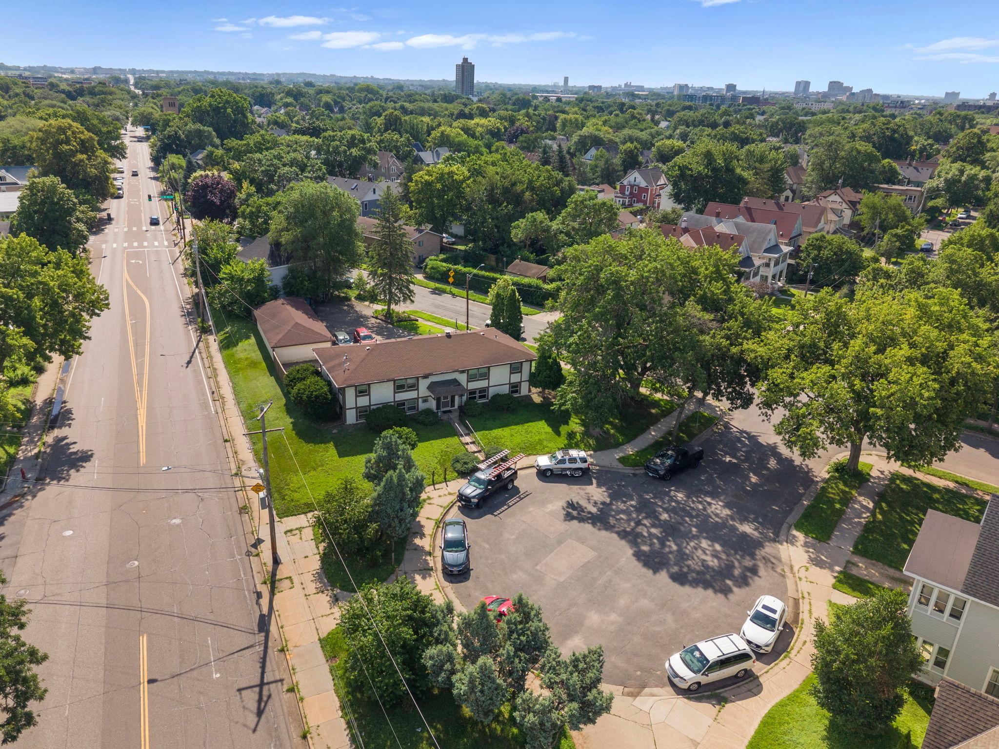 View of Residential Income at 901 4th Street, Minneapolis MN 55413, Minneapolis (32 of 44) - Mike Wilen | Minnesota Team Real Estate