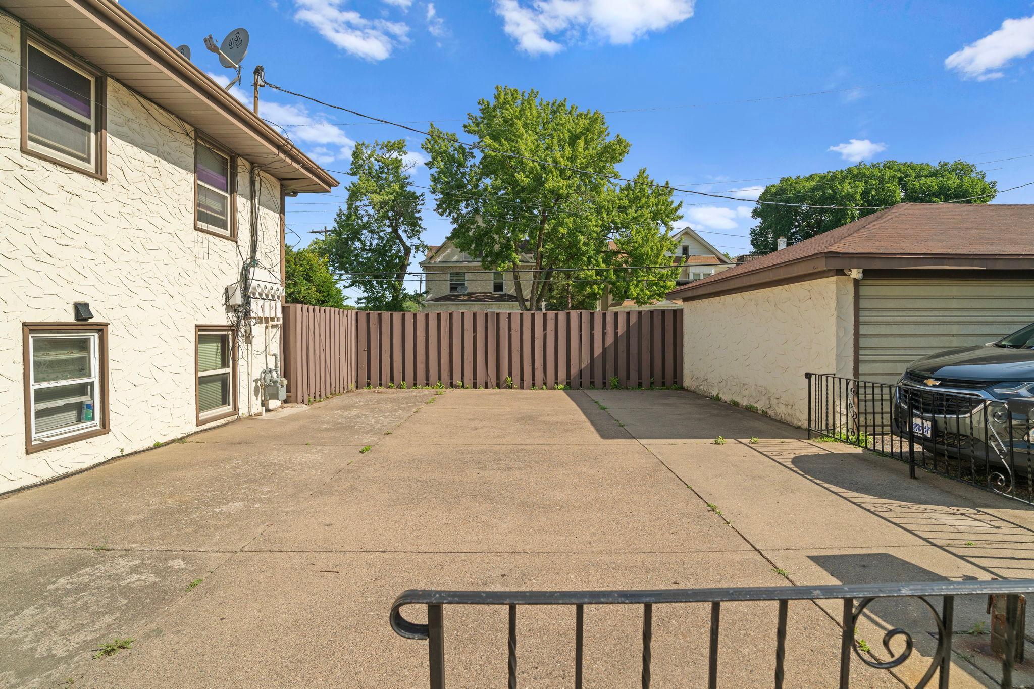 View of Residential Income at 901 4th Street, Minneapolis MN 55413, Minneapolis (26 of 44) - Mike Wilen | Minnesota Team Real Estate