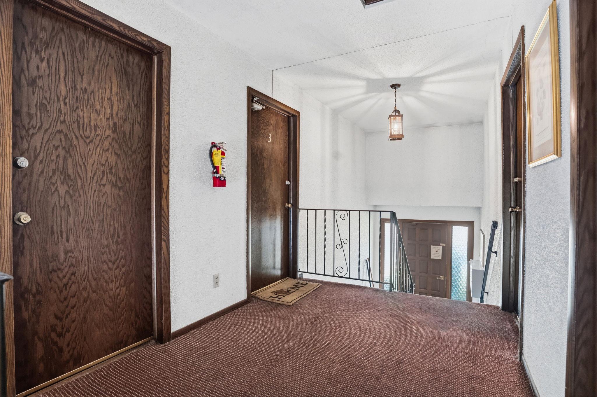 View of Residential Income at 901 4th Street, Minneapolis MN 55413, Minneapolis (18 of 44) - Mike Wilen | Minnesota Team Real Estate