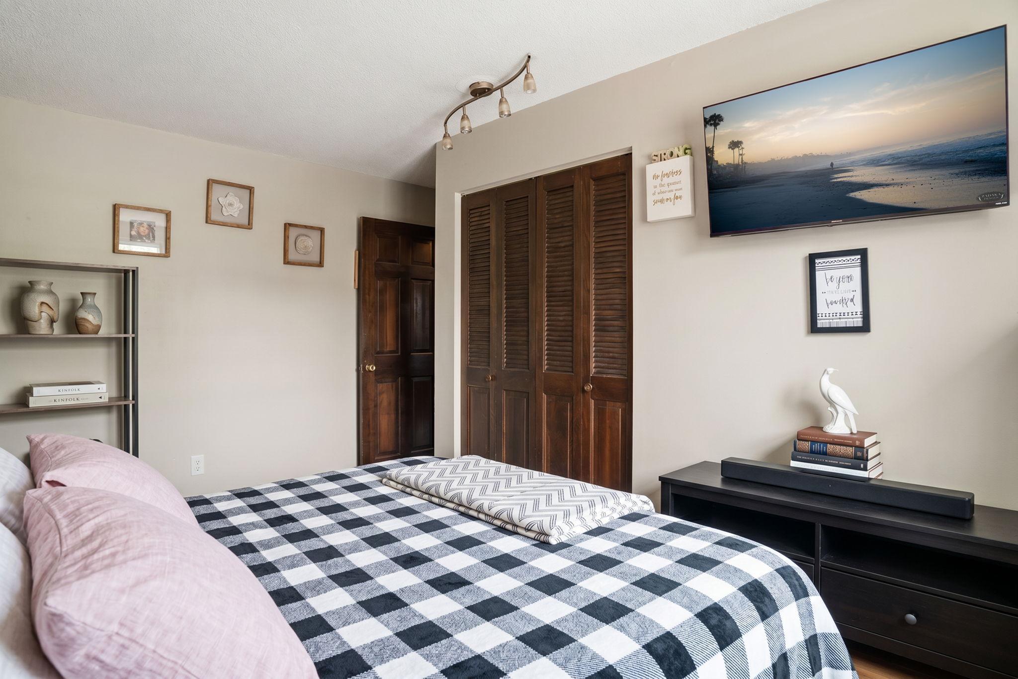 View of Residential Income at 901 4th Street, Minneapolis MN 55413, Minneapolis (12 of 44) - Mike Wilen | Minnesota Team Real Estate