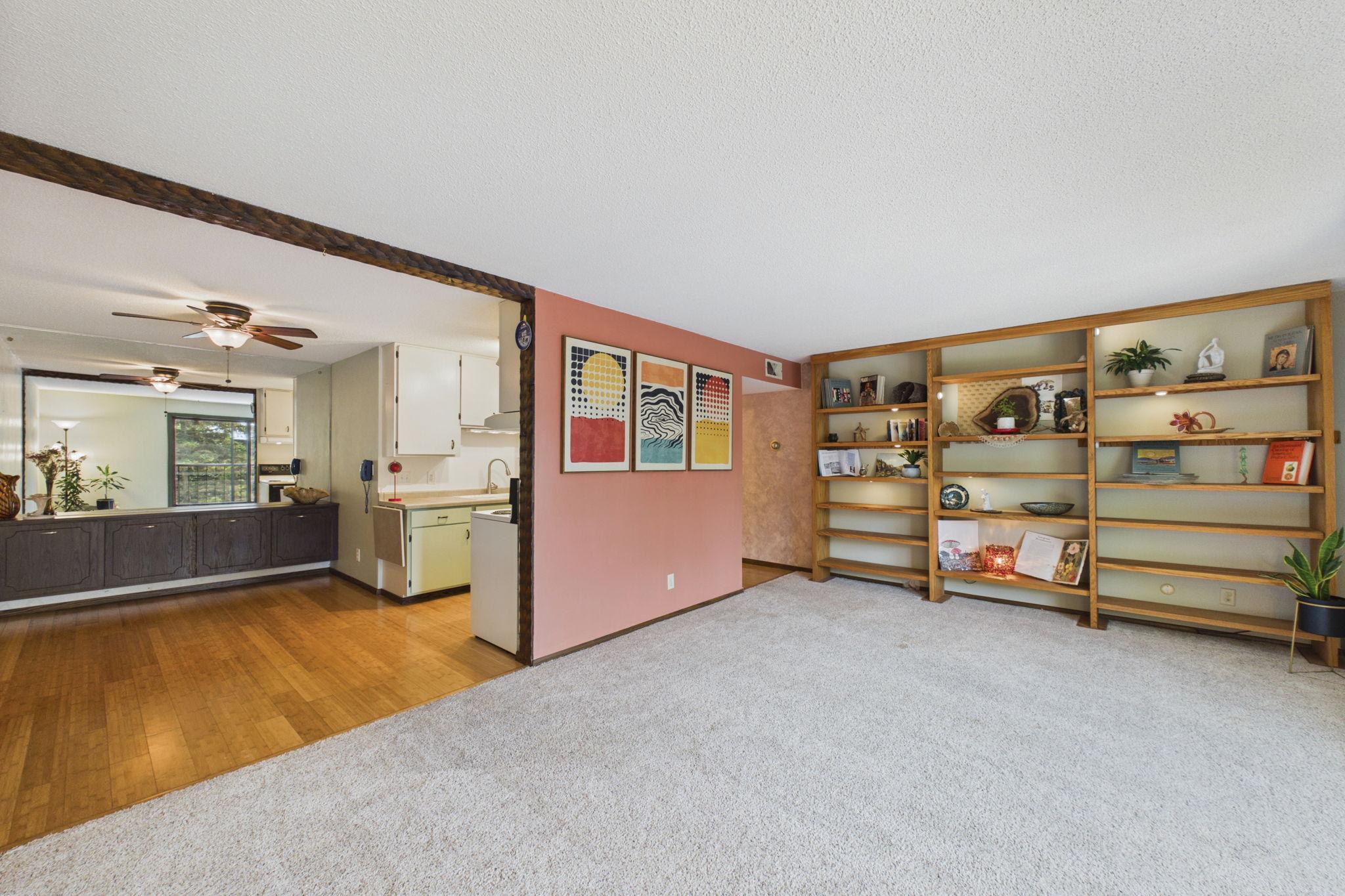 View of Residential at 260 Westview Drive #303, West Saint Paul MN 55118, West Saint Paul (5 of 29) - Mike Wilen | Minnesota Team Real Estate