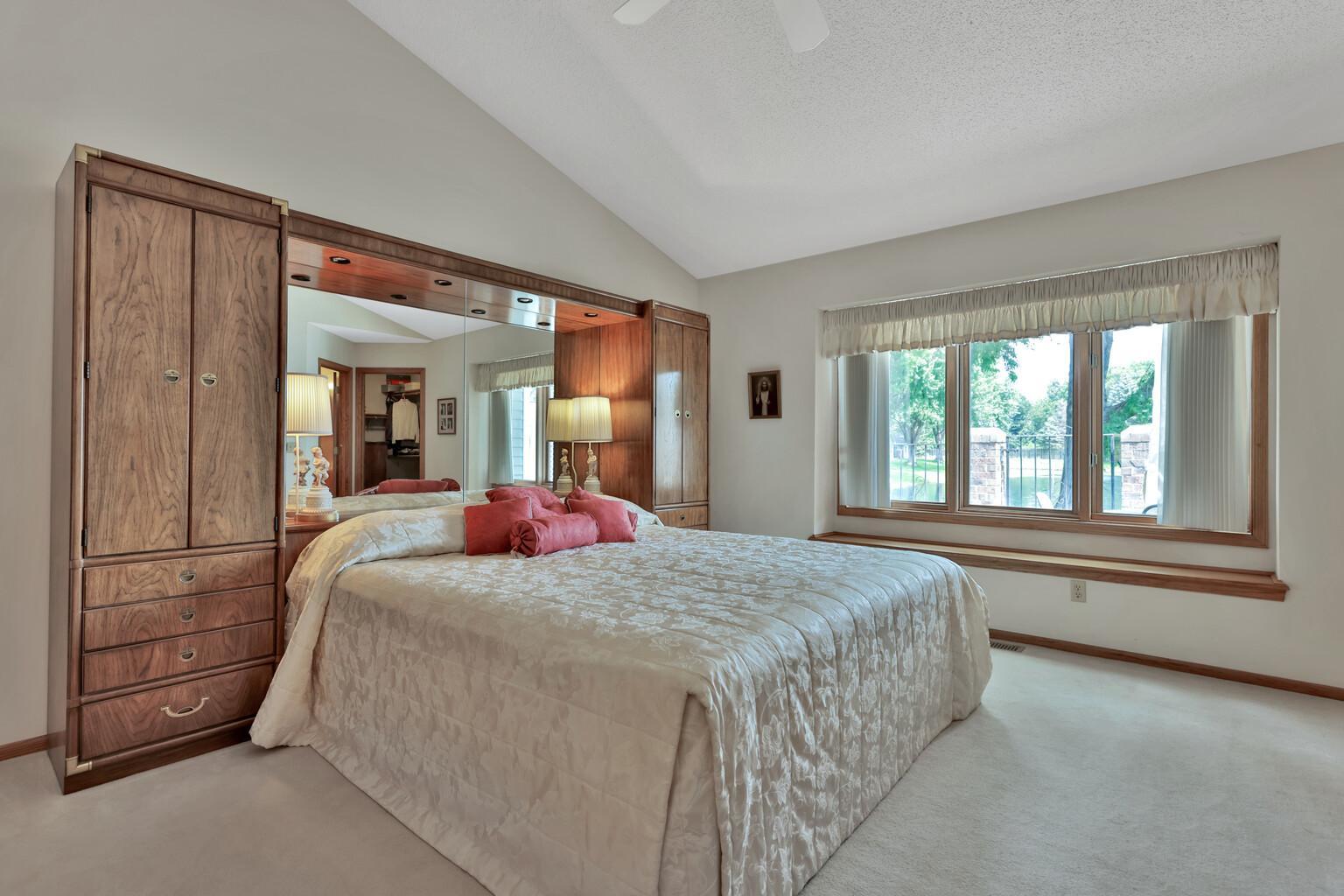 View of Residential at 1123 Lois Court, Shoreview MN 55126, Shoreview (45 of 58) - Mike Wilen | Minnesota Team Real Estate